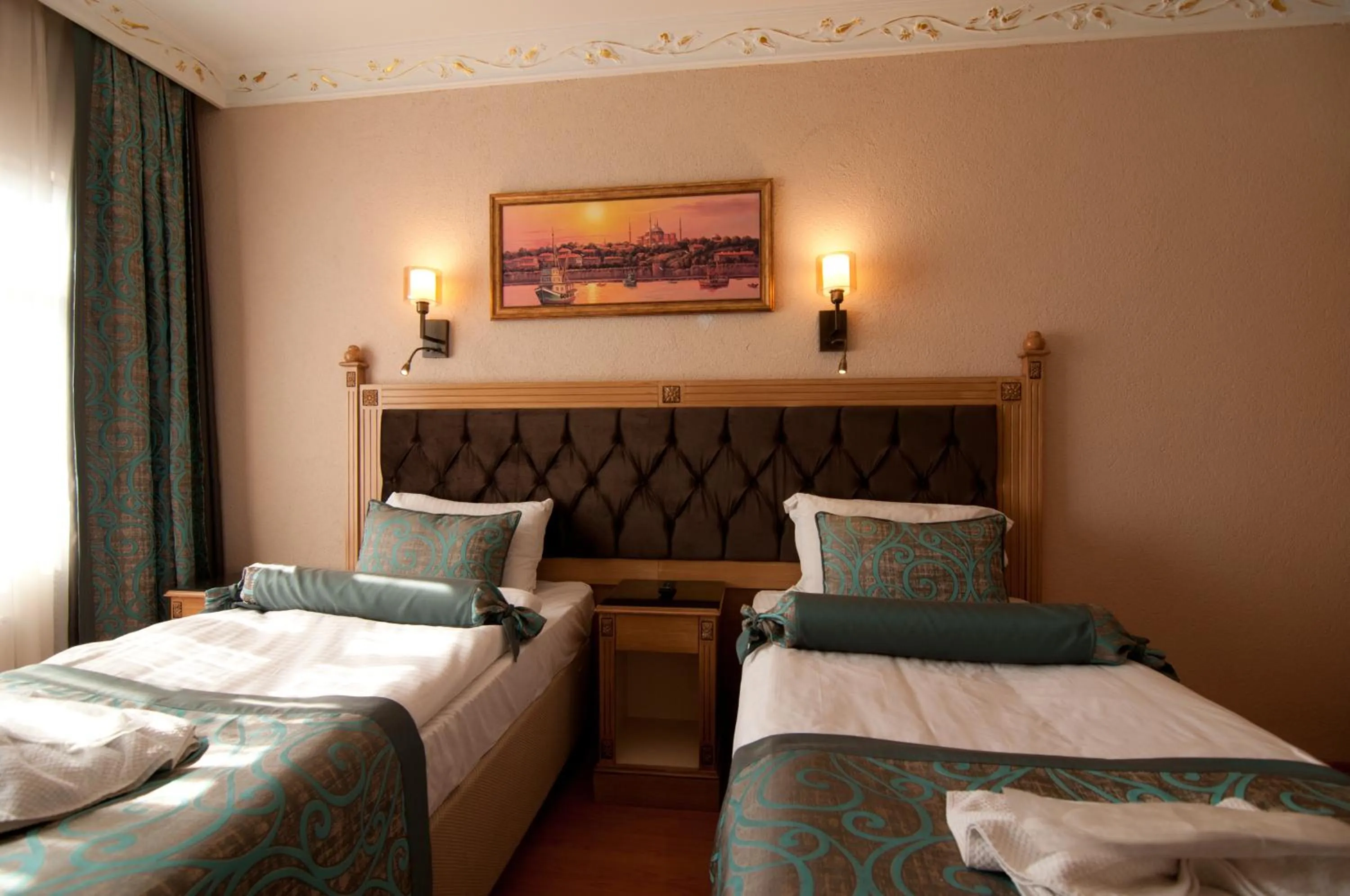 Bed in Blue Tuana Hotel Old City