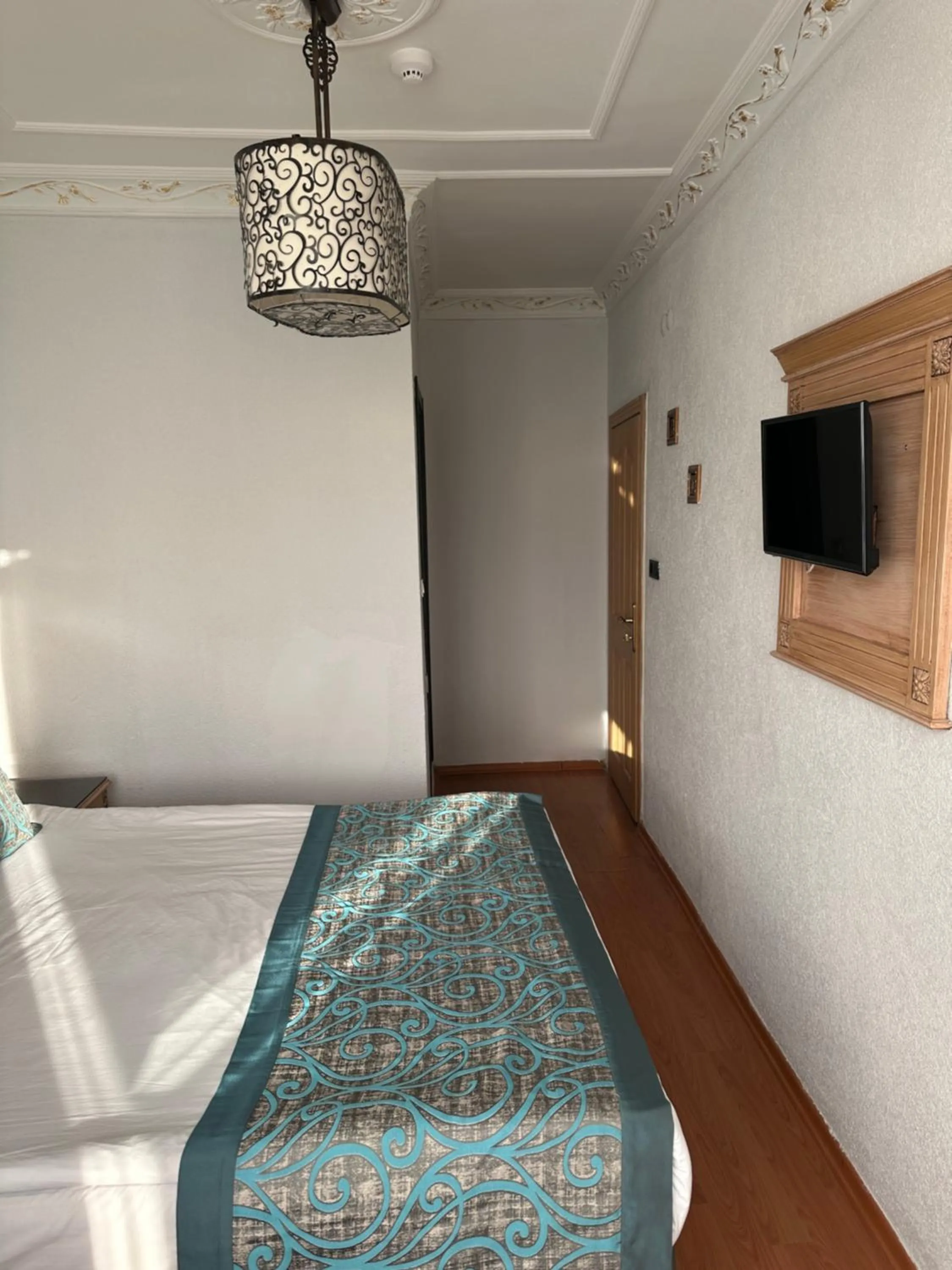 Bed in Blue Tuana Hotel Old City