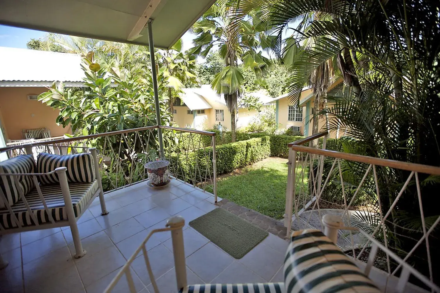 Kootney Resorts Kootney Resorts