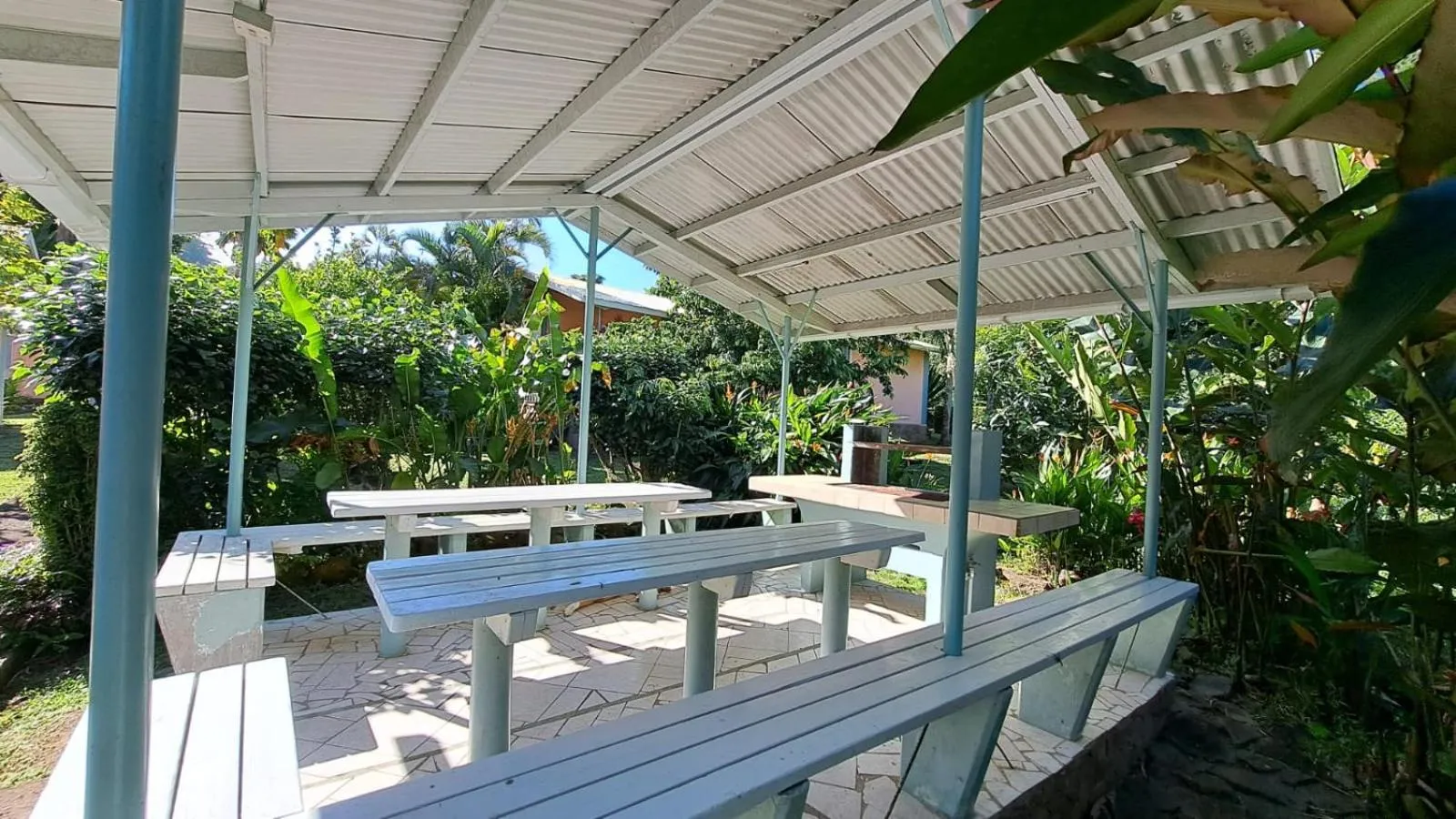 BBQ facilities in Kootney Resorts