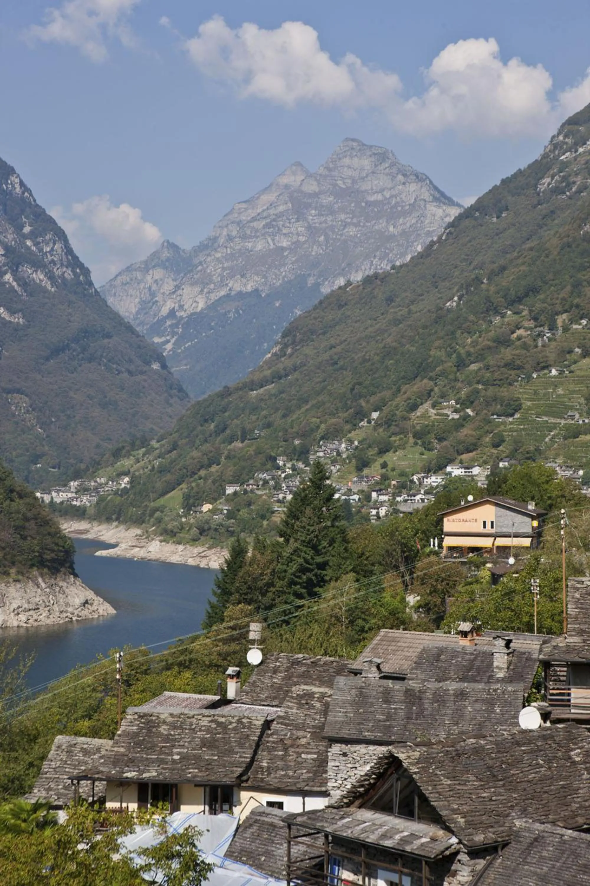 Facade/entrance in Hotel Al Lago