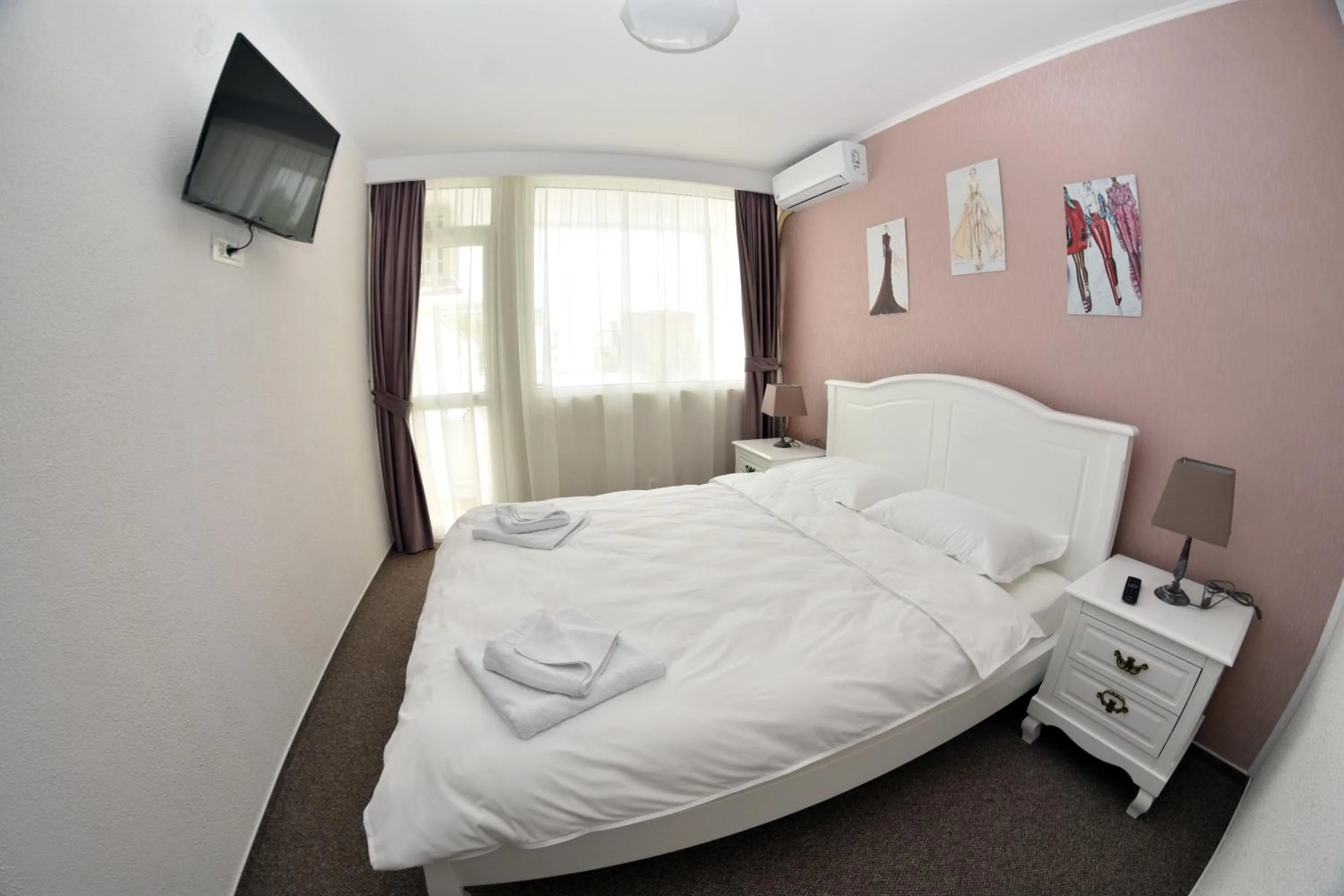 Photo of the whole room in Hotel Victoria