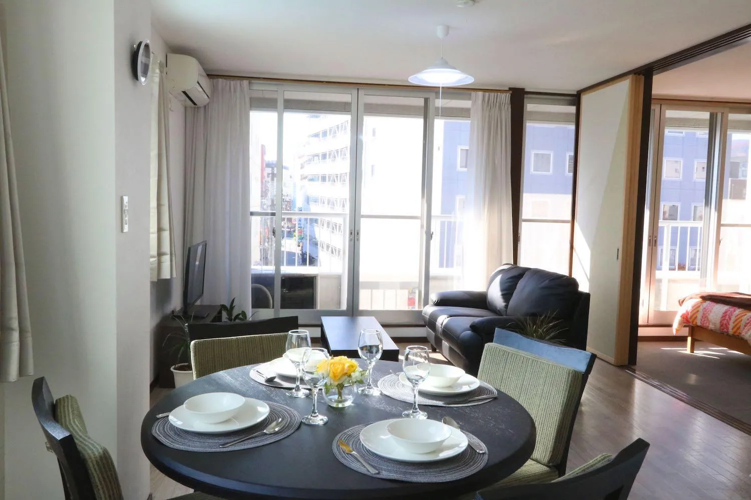 Dining area in Compass