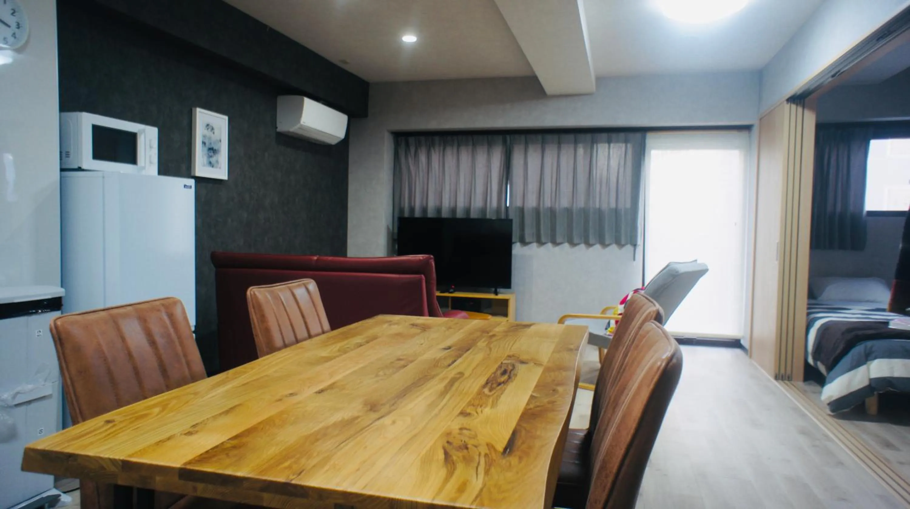 Dining area in Compass