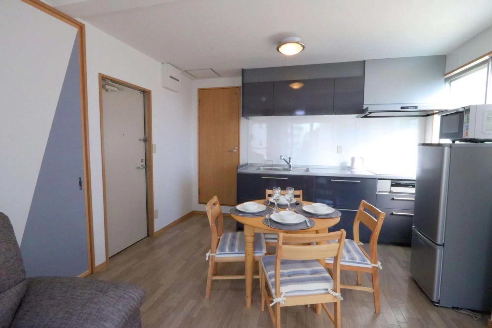 Dining area in Compass