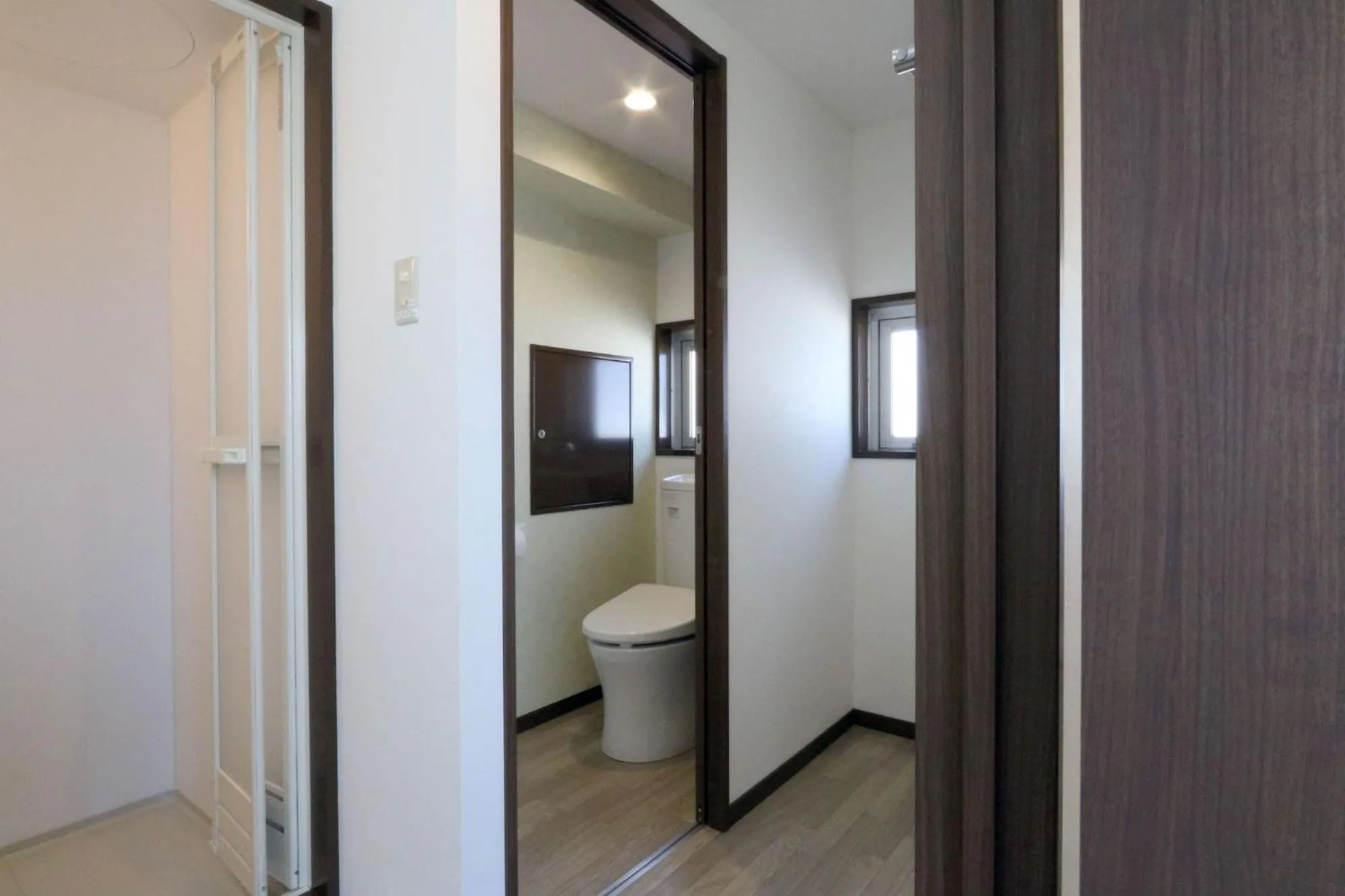 Toilet in Compass