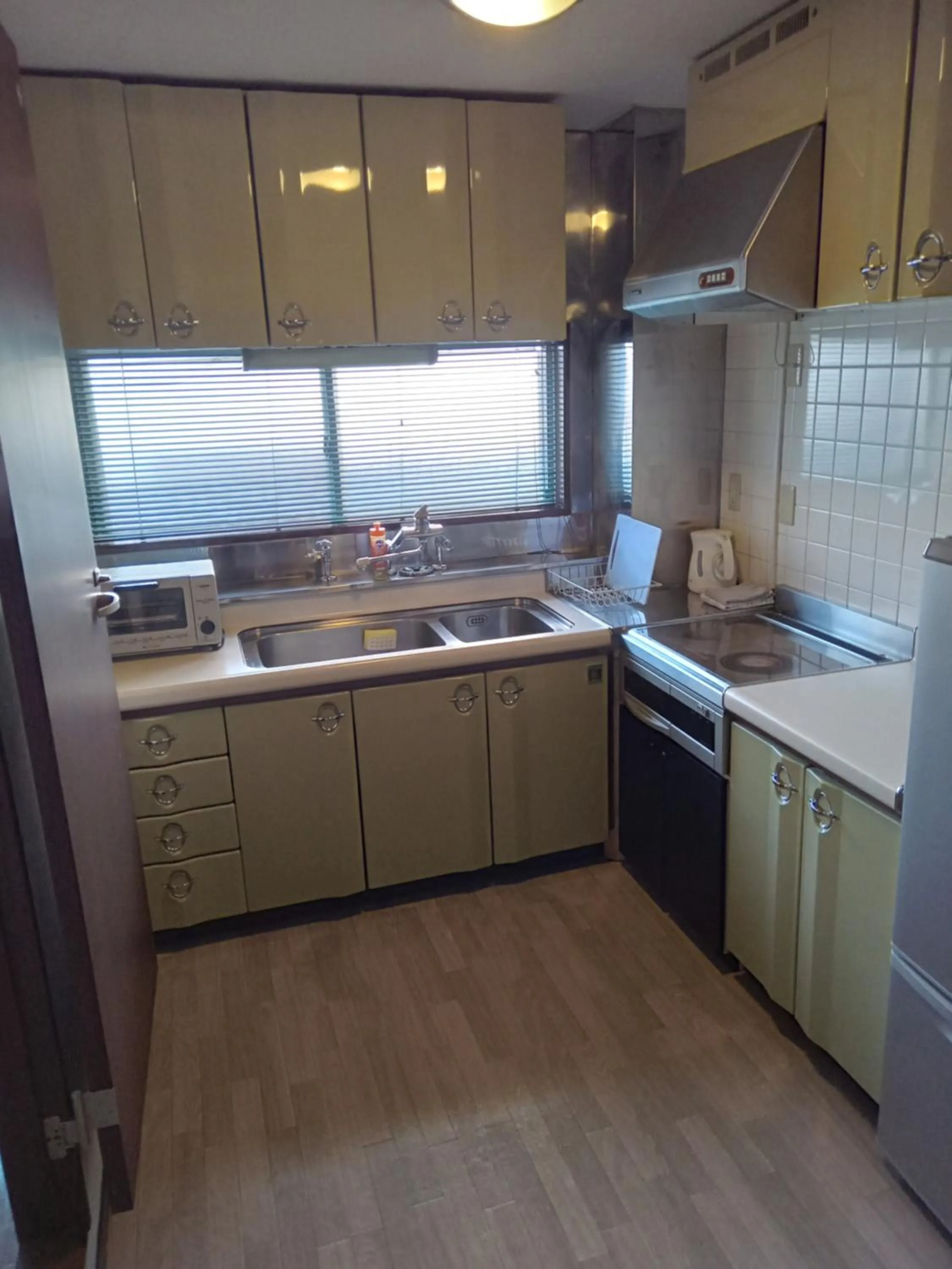 Kitchen or kitchenette in Compass