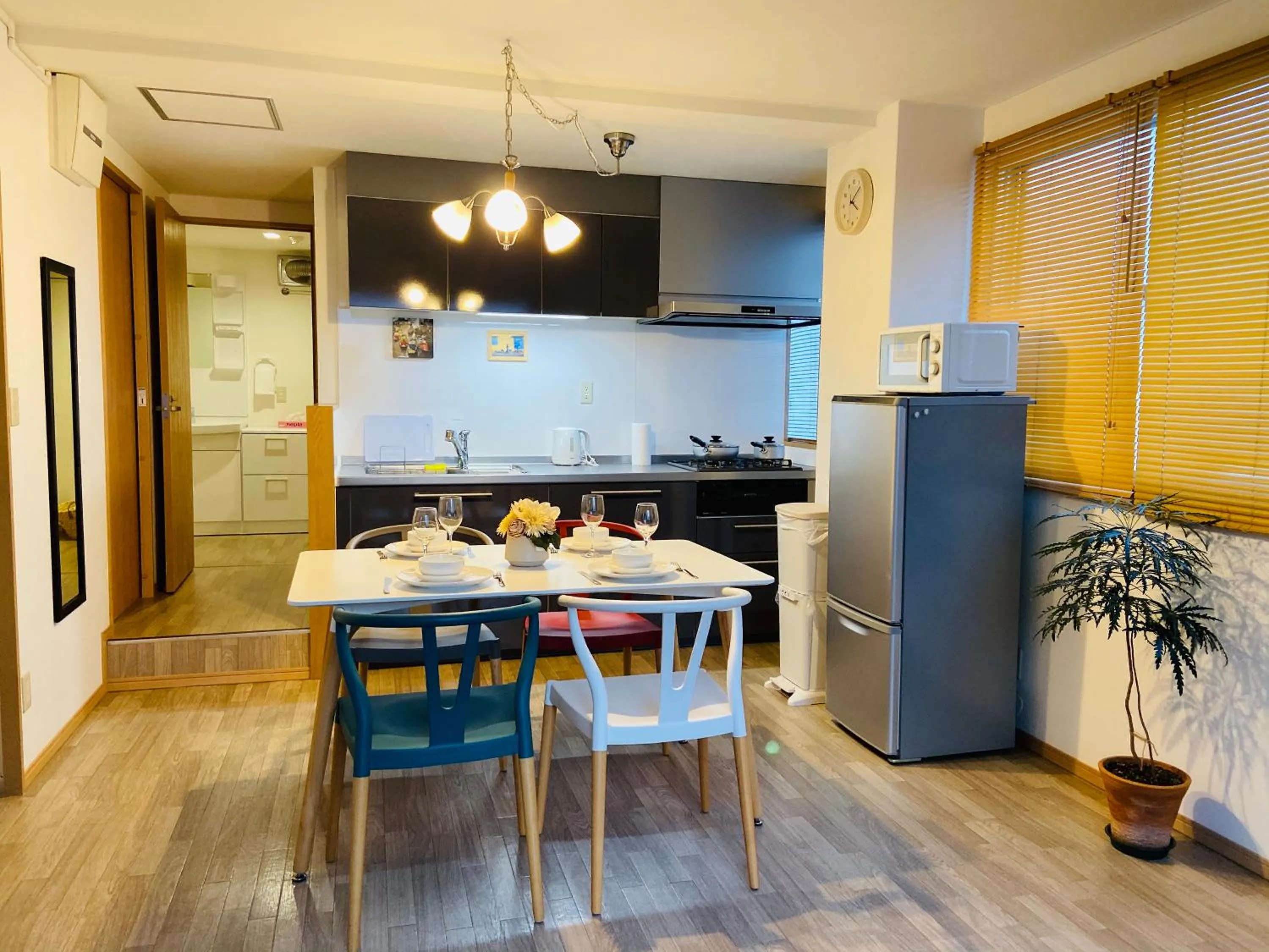 Dining area in Compass
