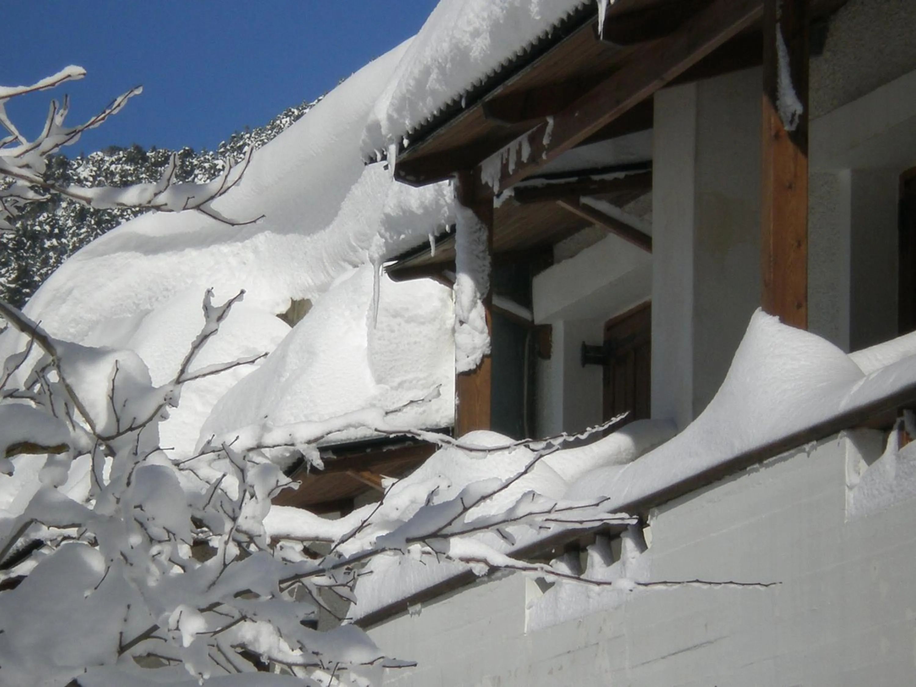 Property building in Neos Omalos Hotel