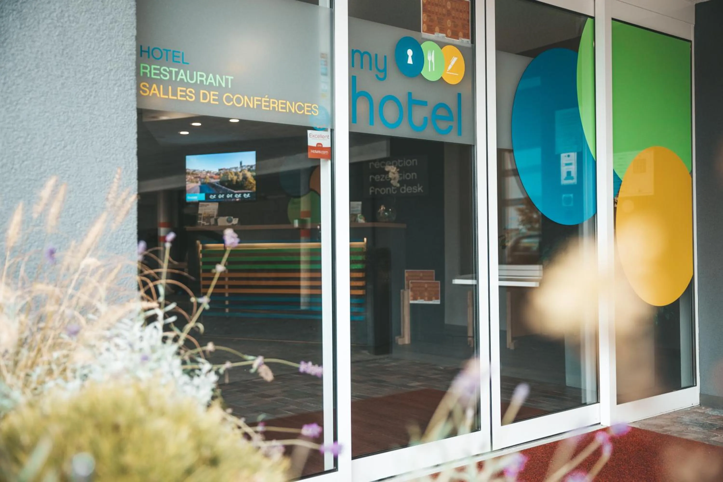 Facade/entrance in My Hotel Fribourg