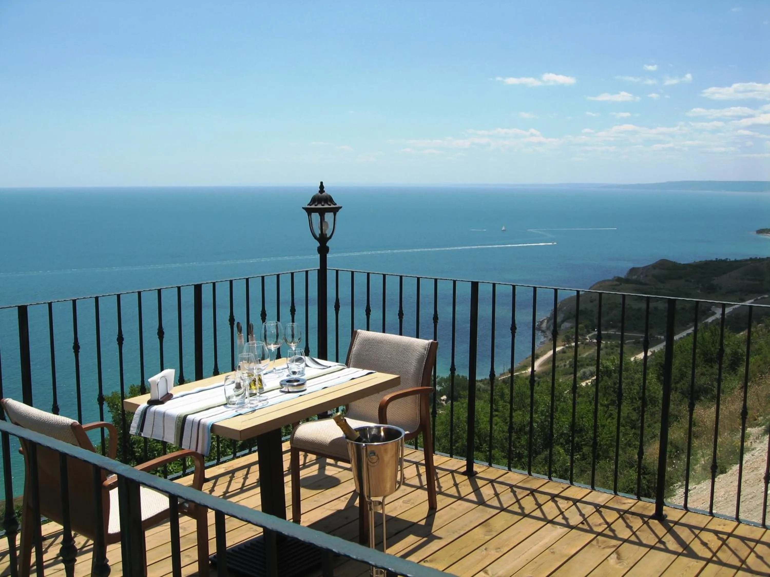 Restaurant/places to eat in Kaliakria Resort