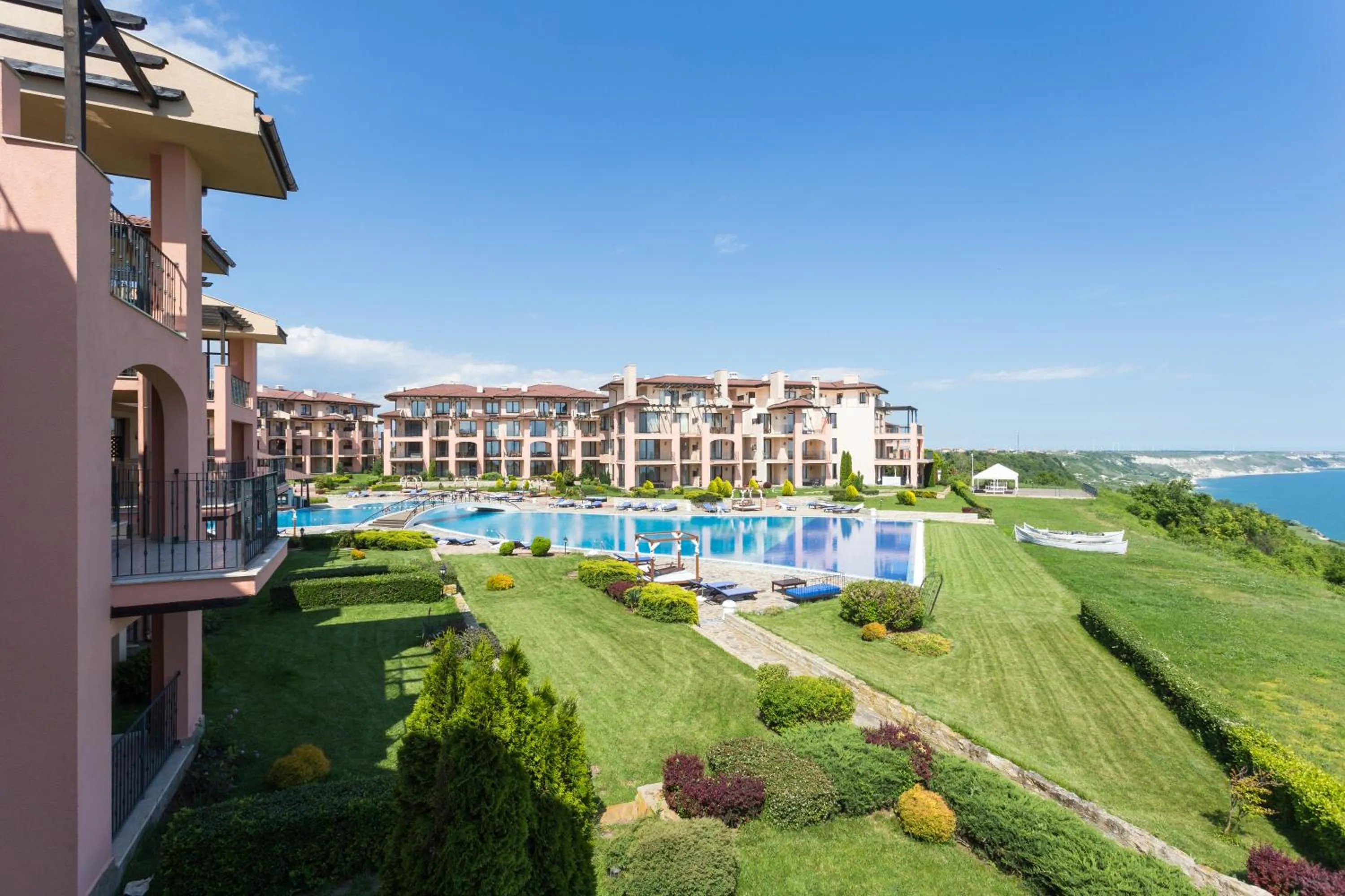 Pool view in Kaliakria Resort