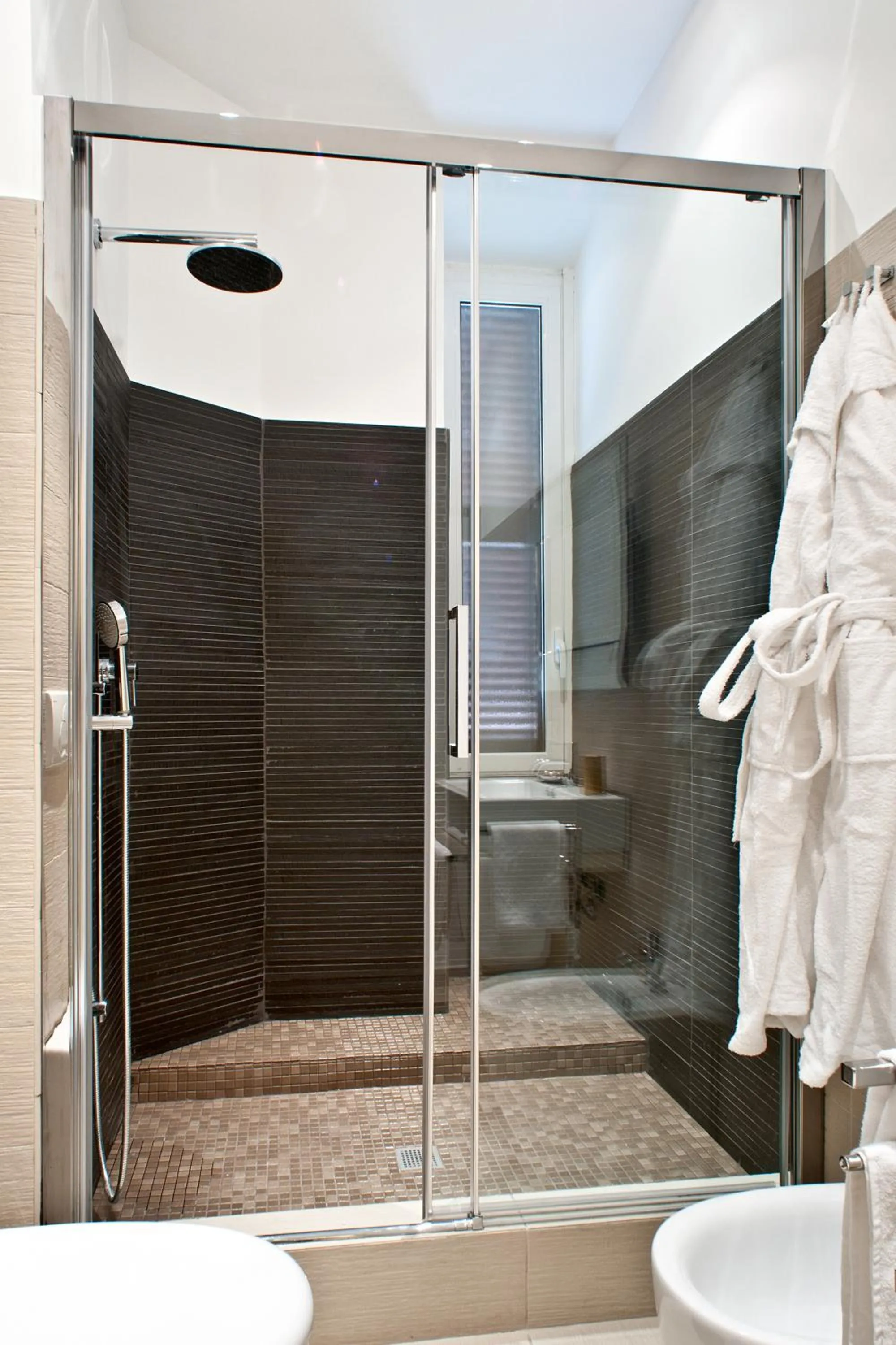 Bathroom in Bdb Luxury Rooms San Pietro
