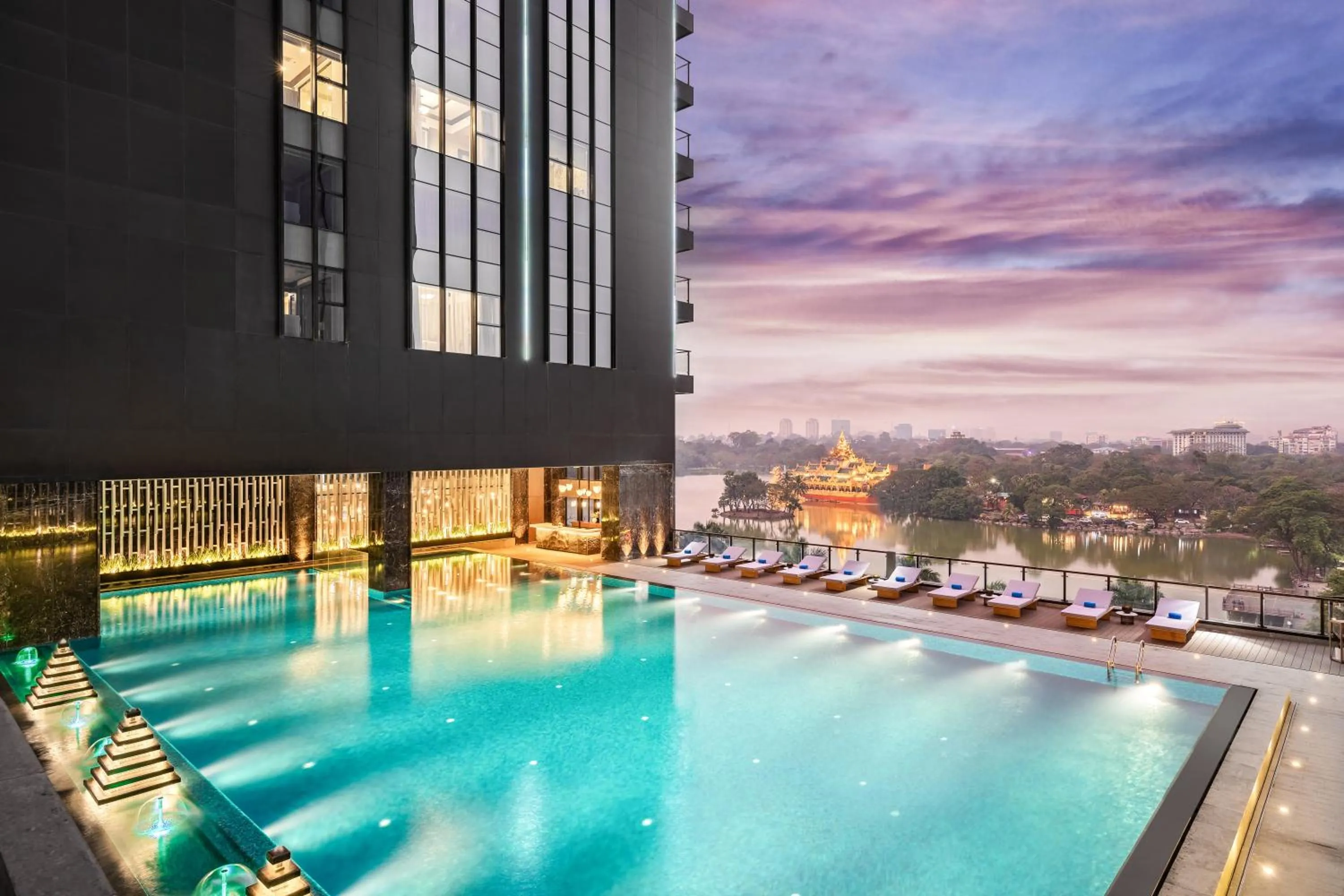 Swimming pool in Wyndham Grand Yangon