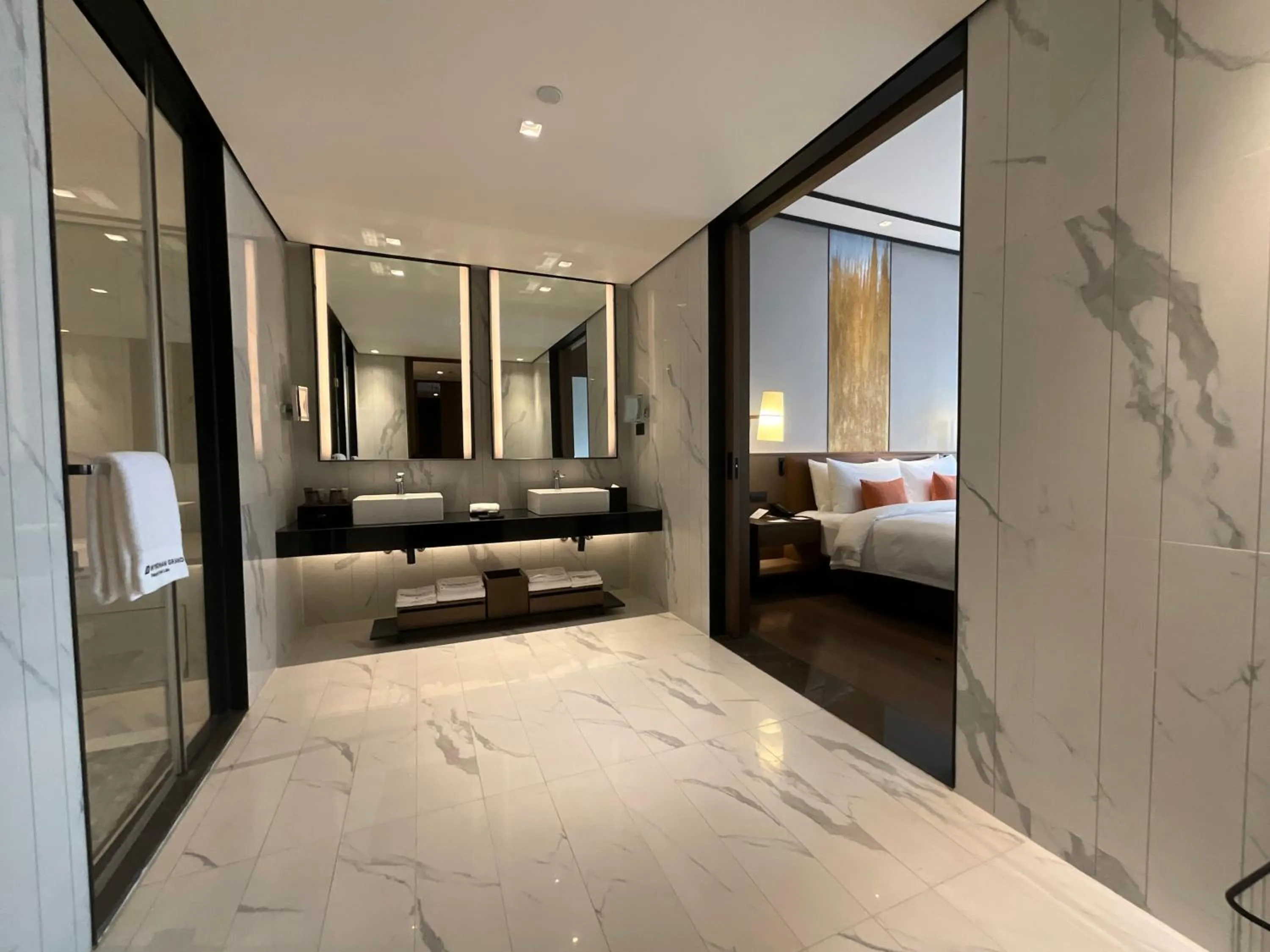 Bed in Wyndham Grand Yangon