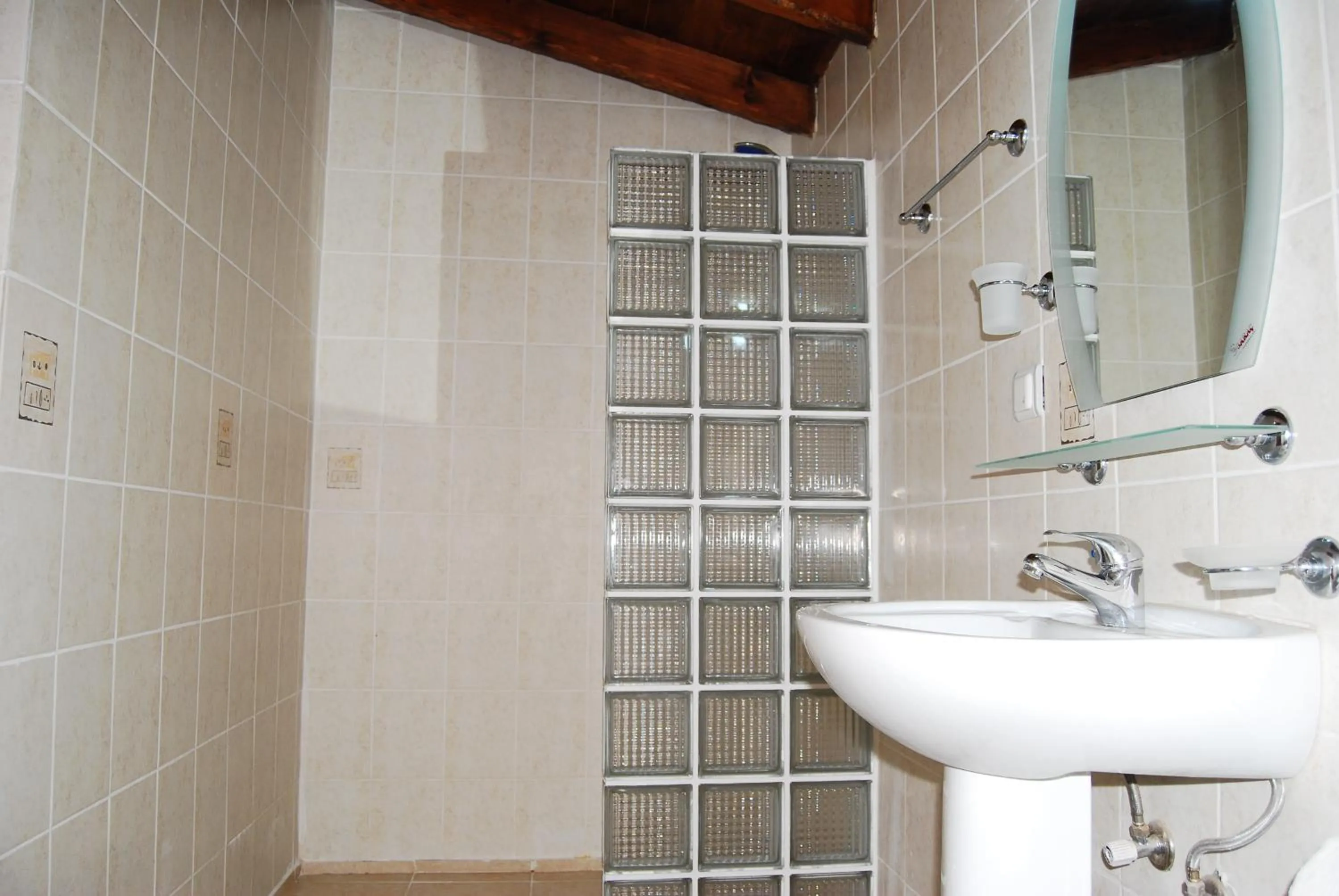 Shower in Doga Apartments