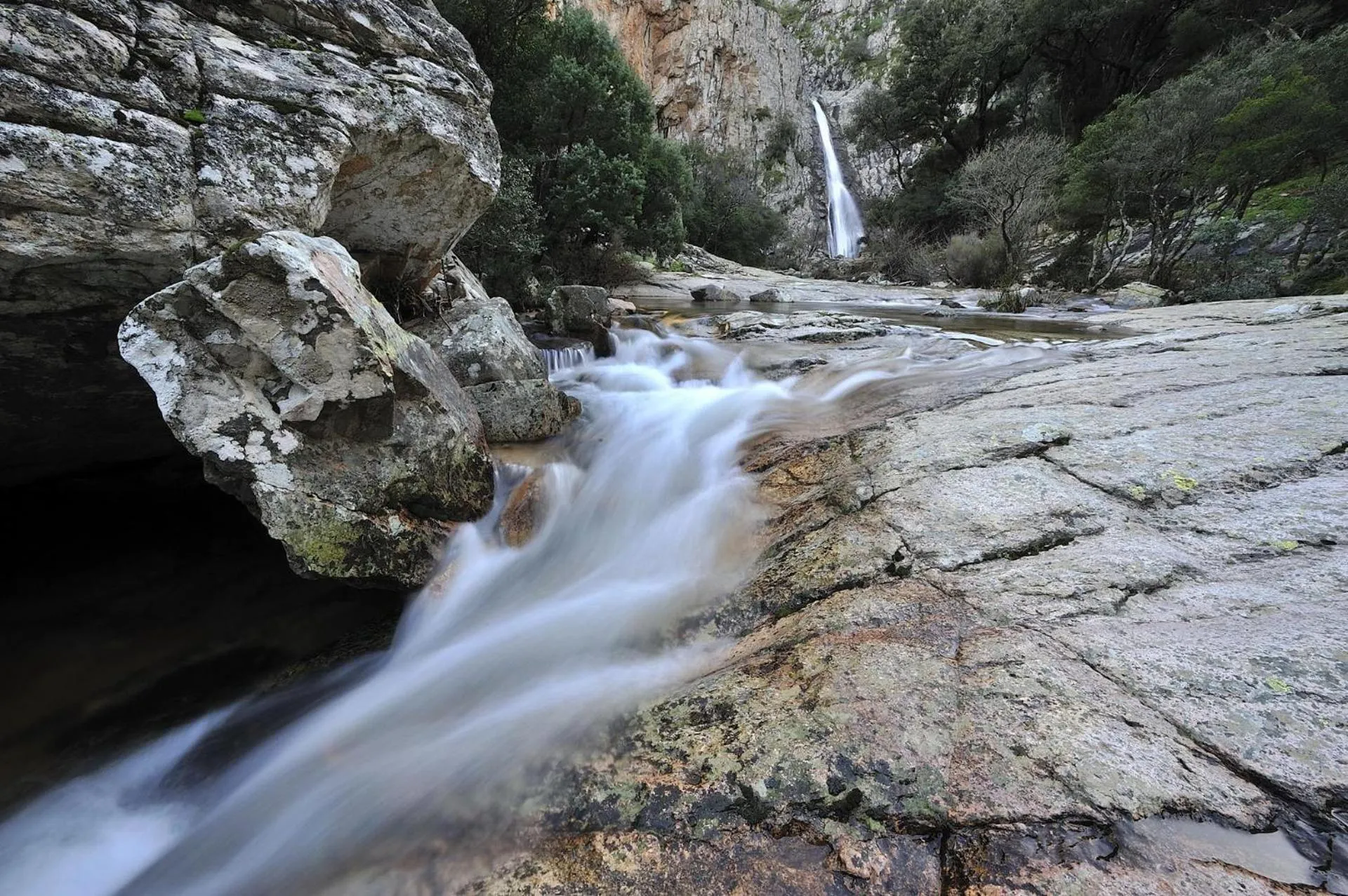 Hiking in Hotel Giardino Corte Rubja