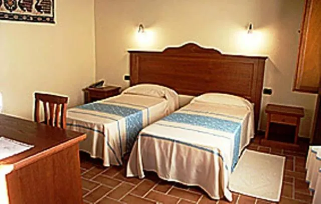 Bed in Hotel Giardino Corte Rubja