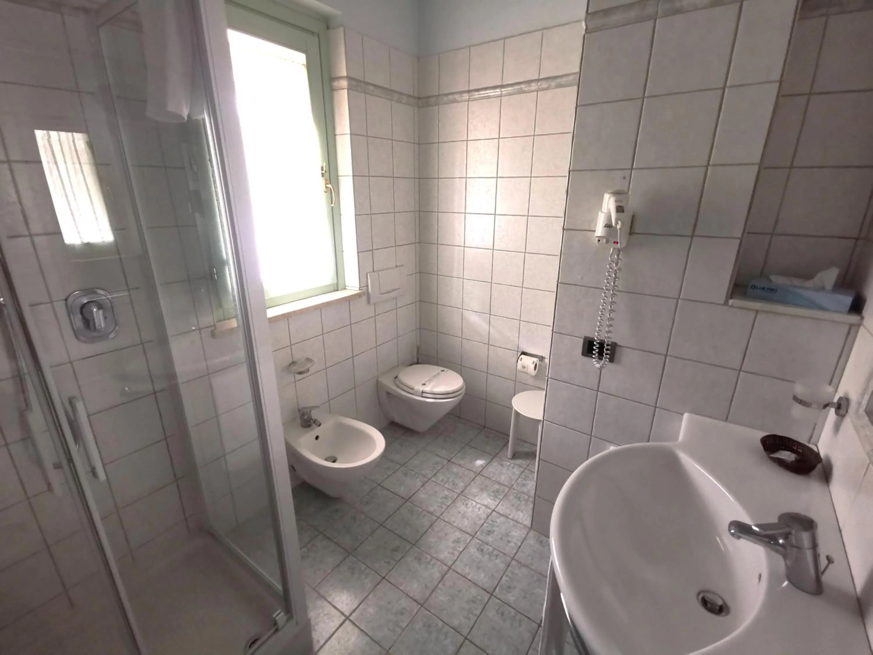 Bathroom in Deco Hotel