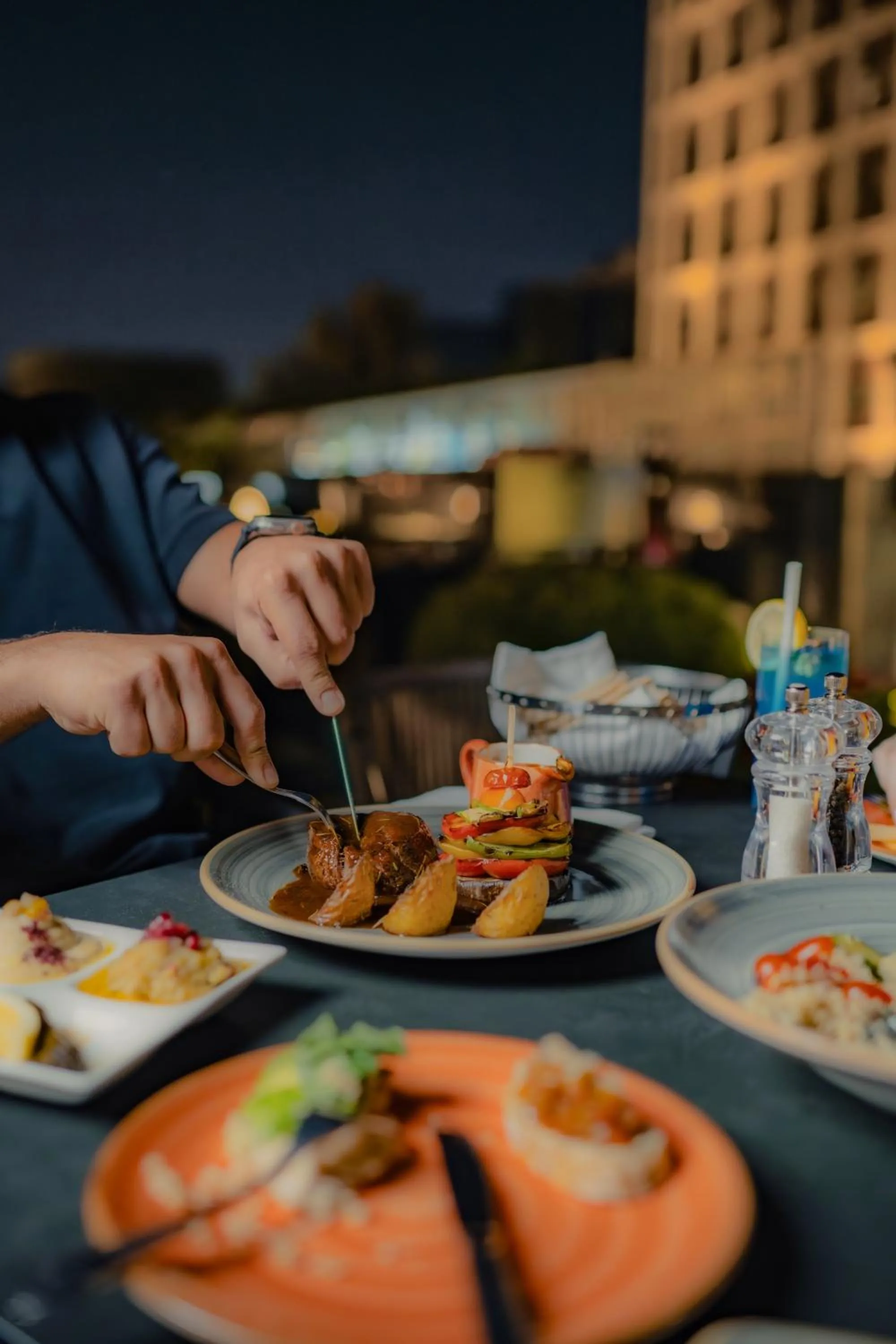 Restaurant/places to eat in Grand Hyatt Amman