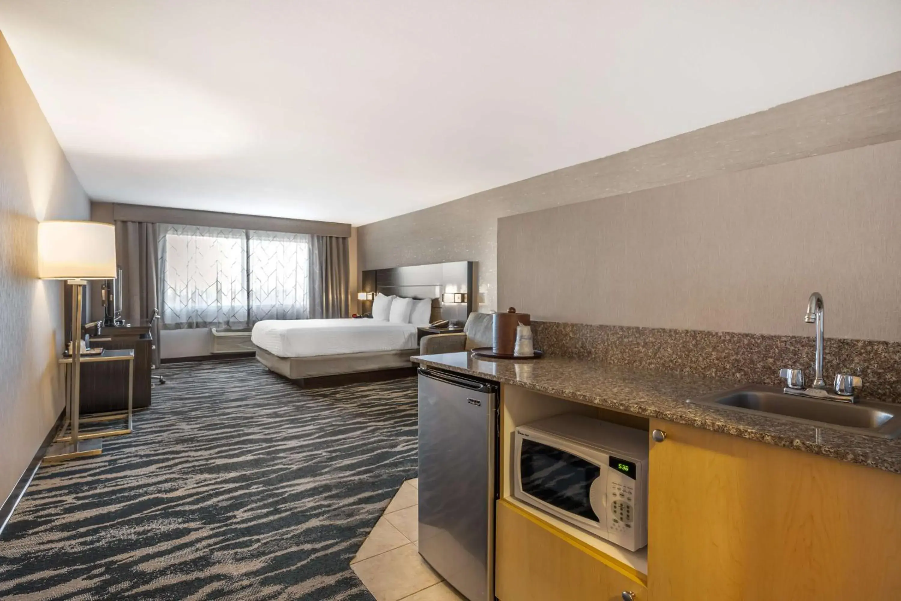 King Suite with Hot Tub - Non-Smoking in Best Western Plus North Las Vegas Inn & Suites King Suite with Hot Tub - Non-Smoking in Best Western Plus North Las Vegas Inn & Suites