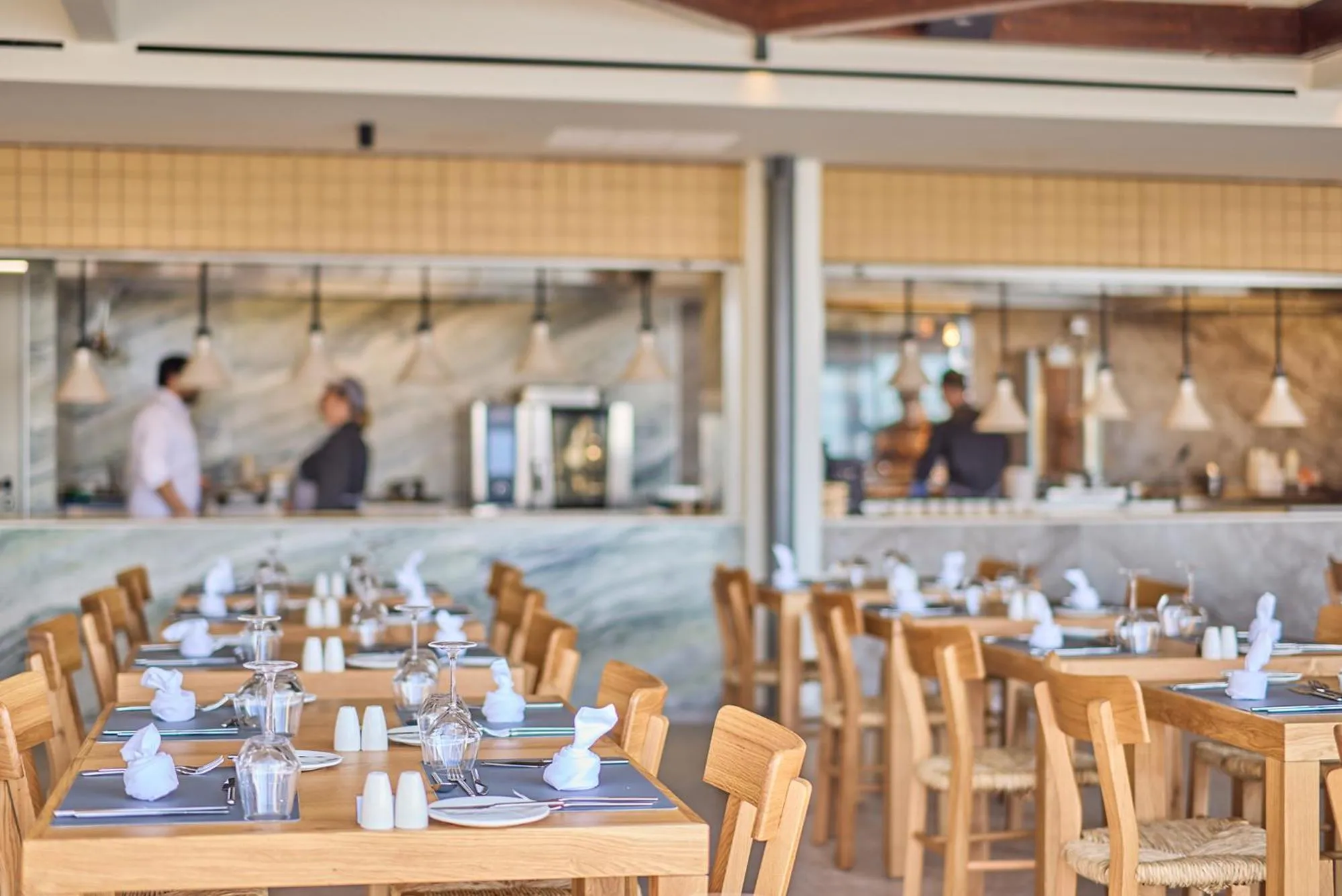 Restaurant/places to eat in Paralos Kosta Alímia