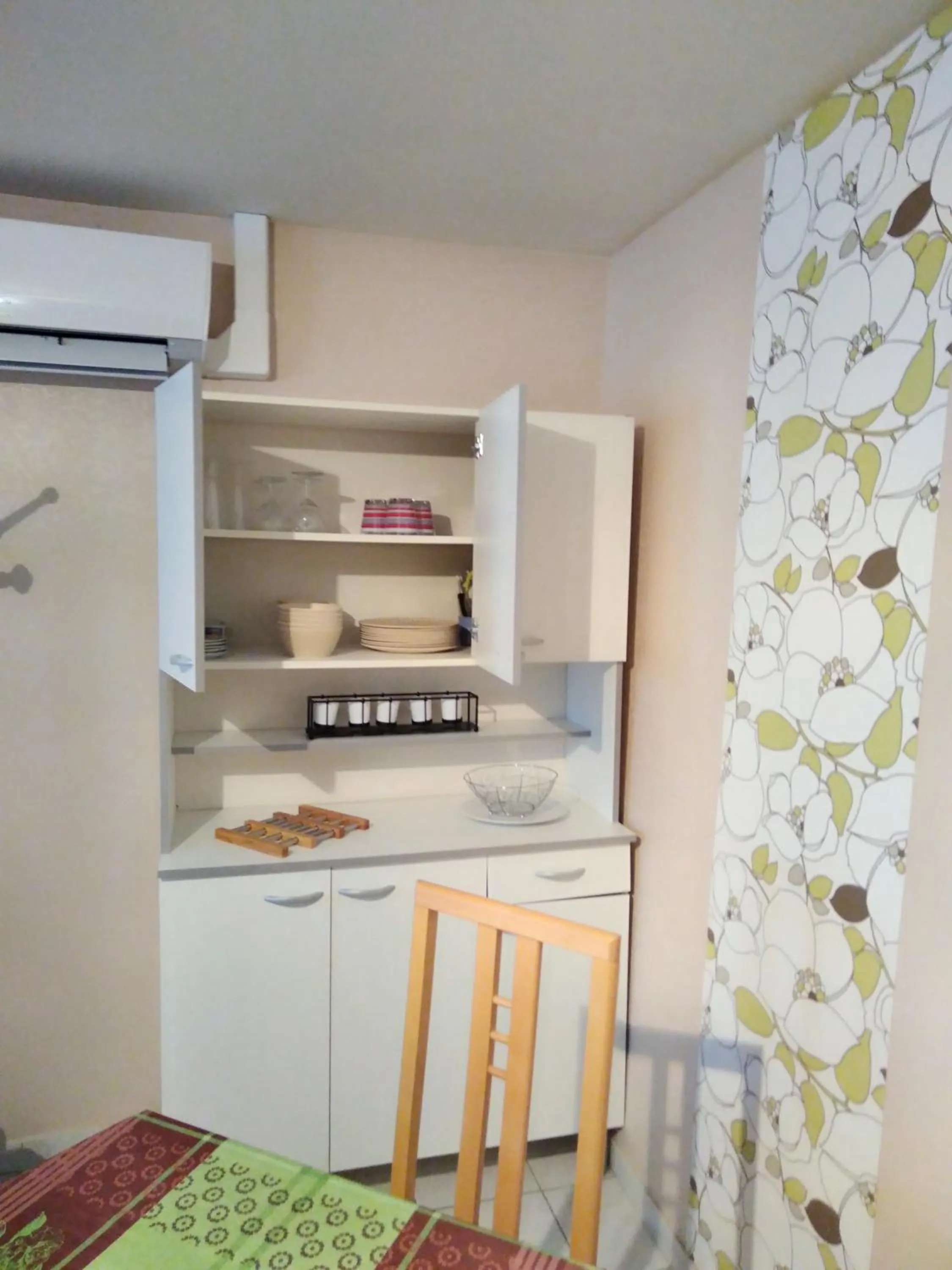 Dining area in les tourterelles