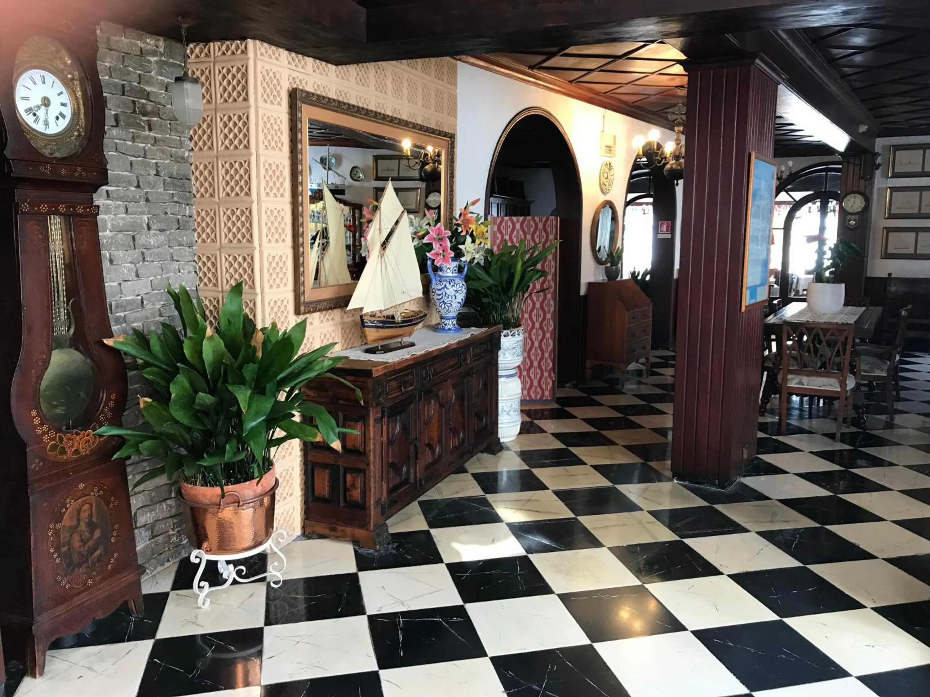 Lounge or bar in Hostal Cas Bombu