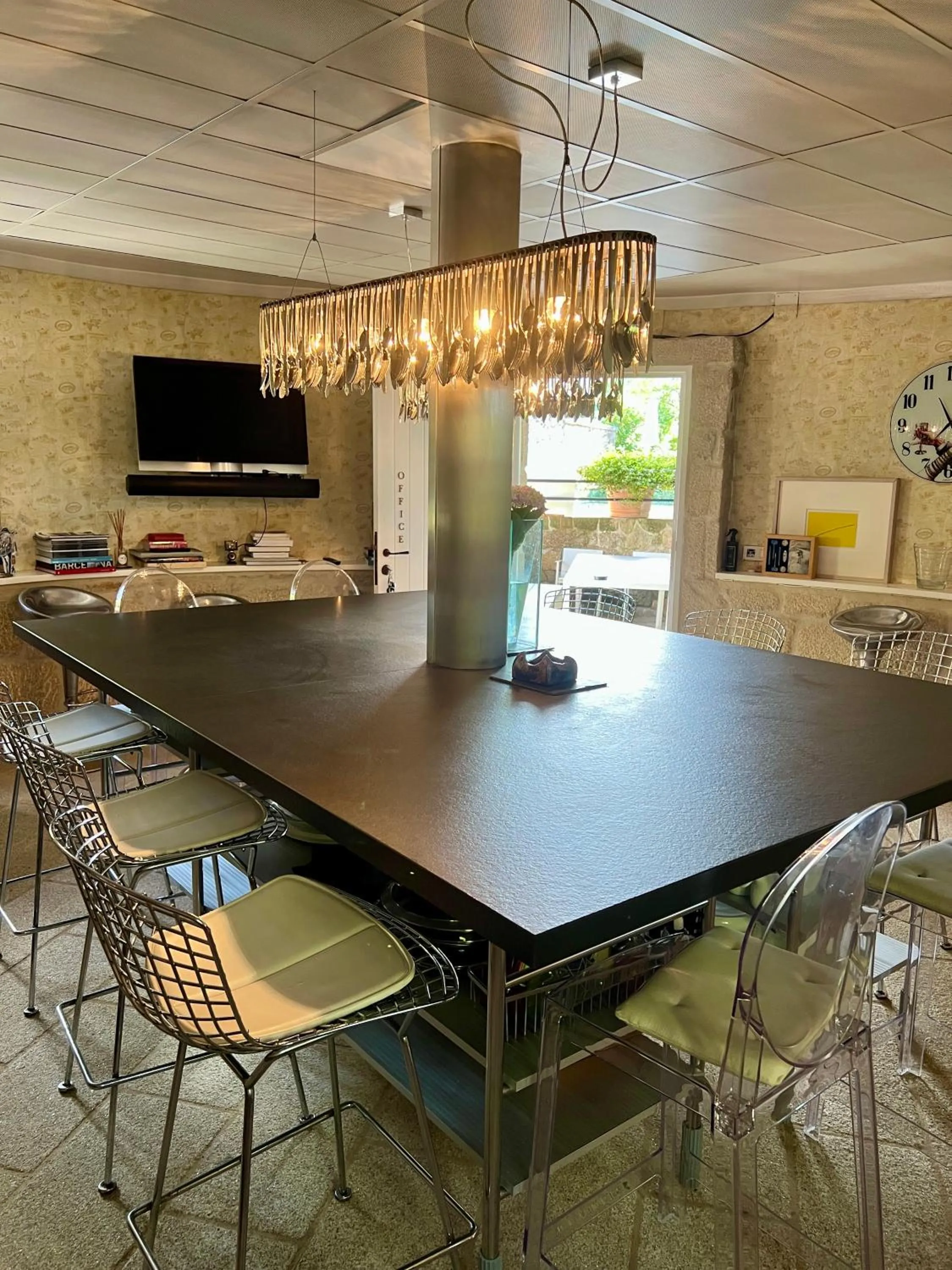 Kitchen or kitchenette in Enoturismo Novavila Rias Baixas Wine Design