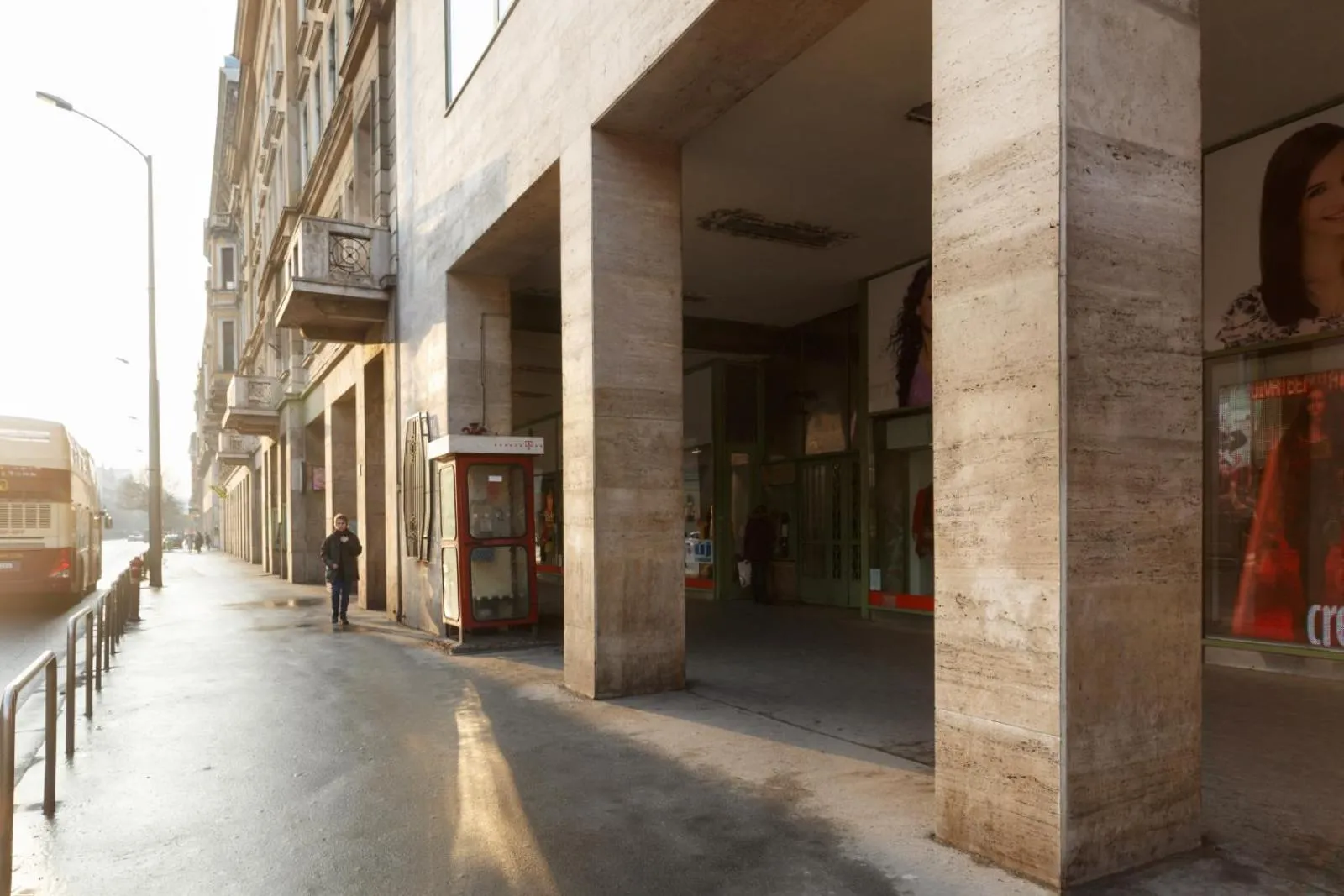 Facade/entrance in Julia superior apartment in the city center.