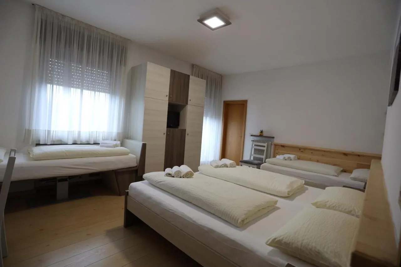 Bed in Albergo Bellaria
