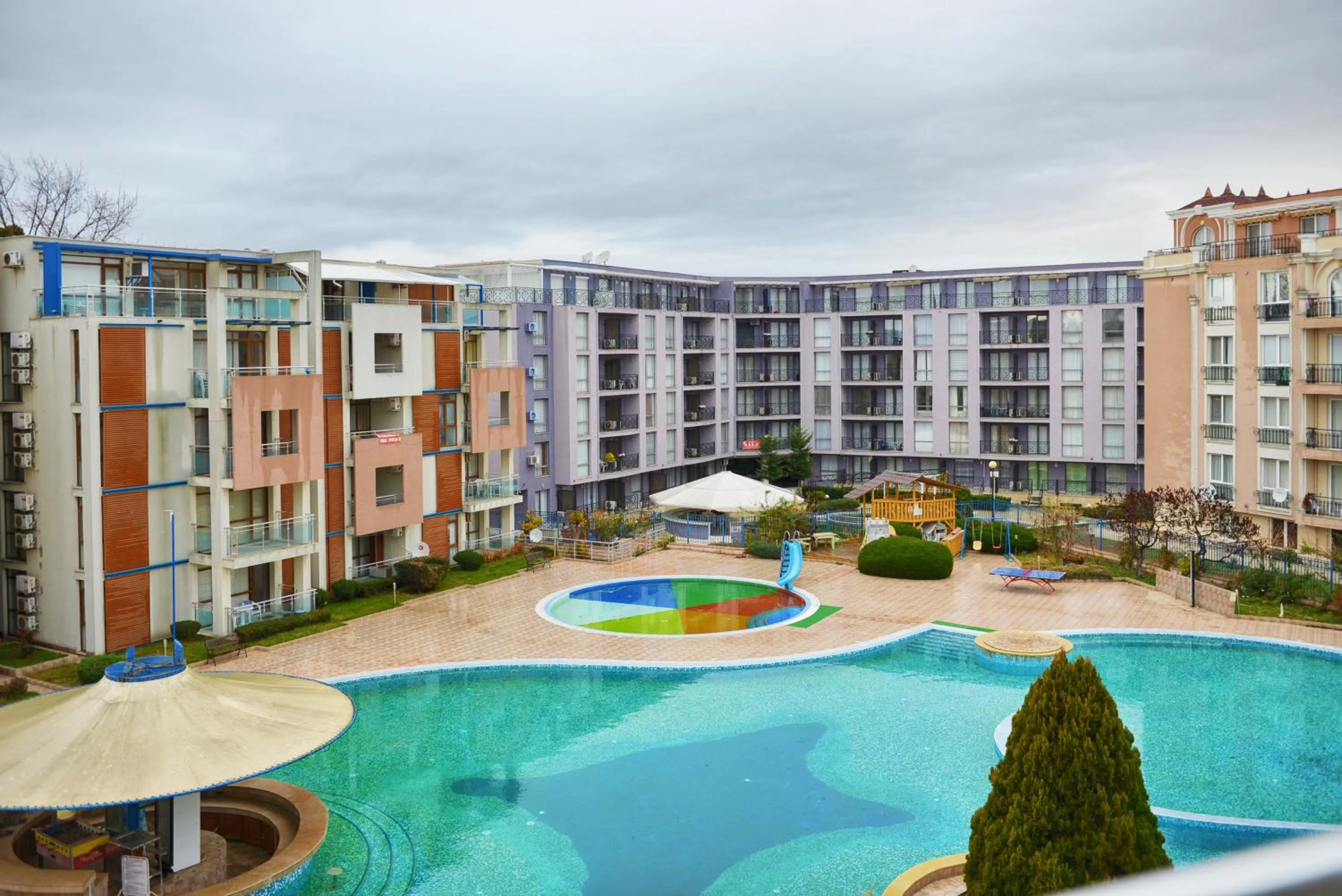 Property building in Sun City I Apartments