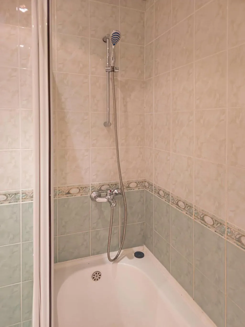 Bathroom in Sun City I Apartments