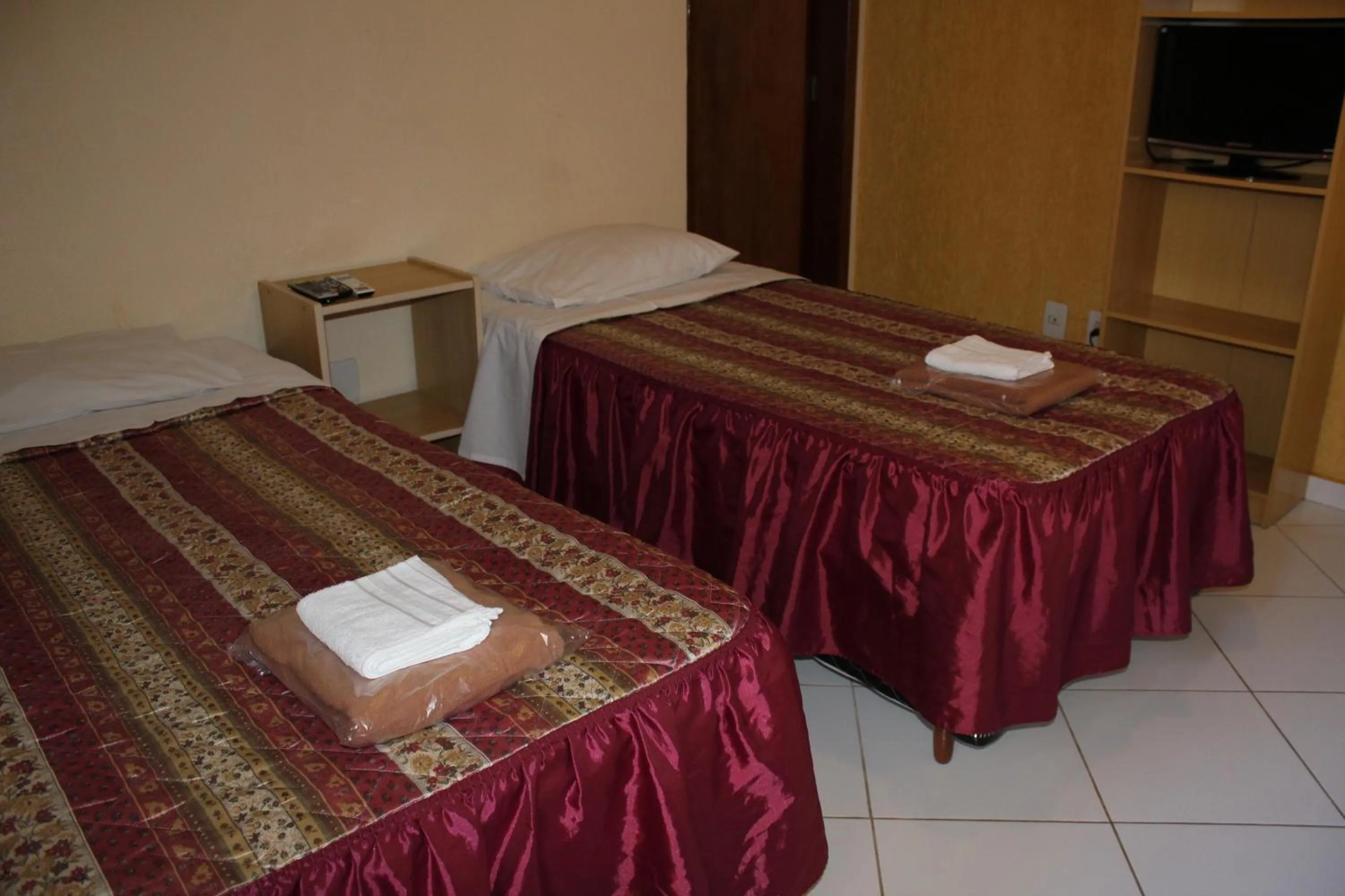 Bedroom, Bed in Hotel Reimann