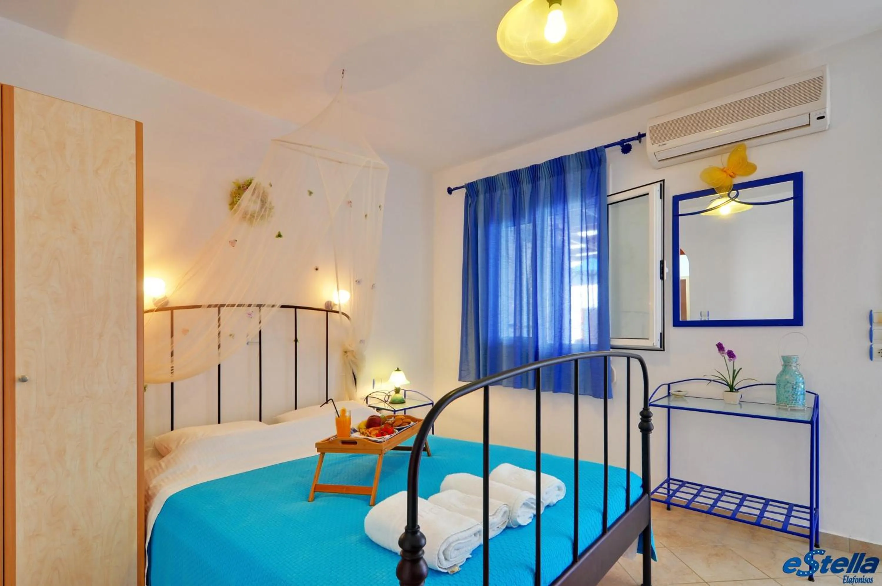 Bedroom, Bed in Estella Studios