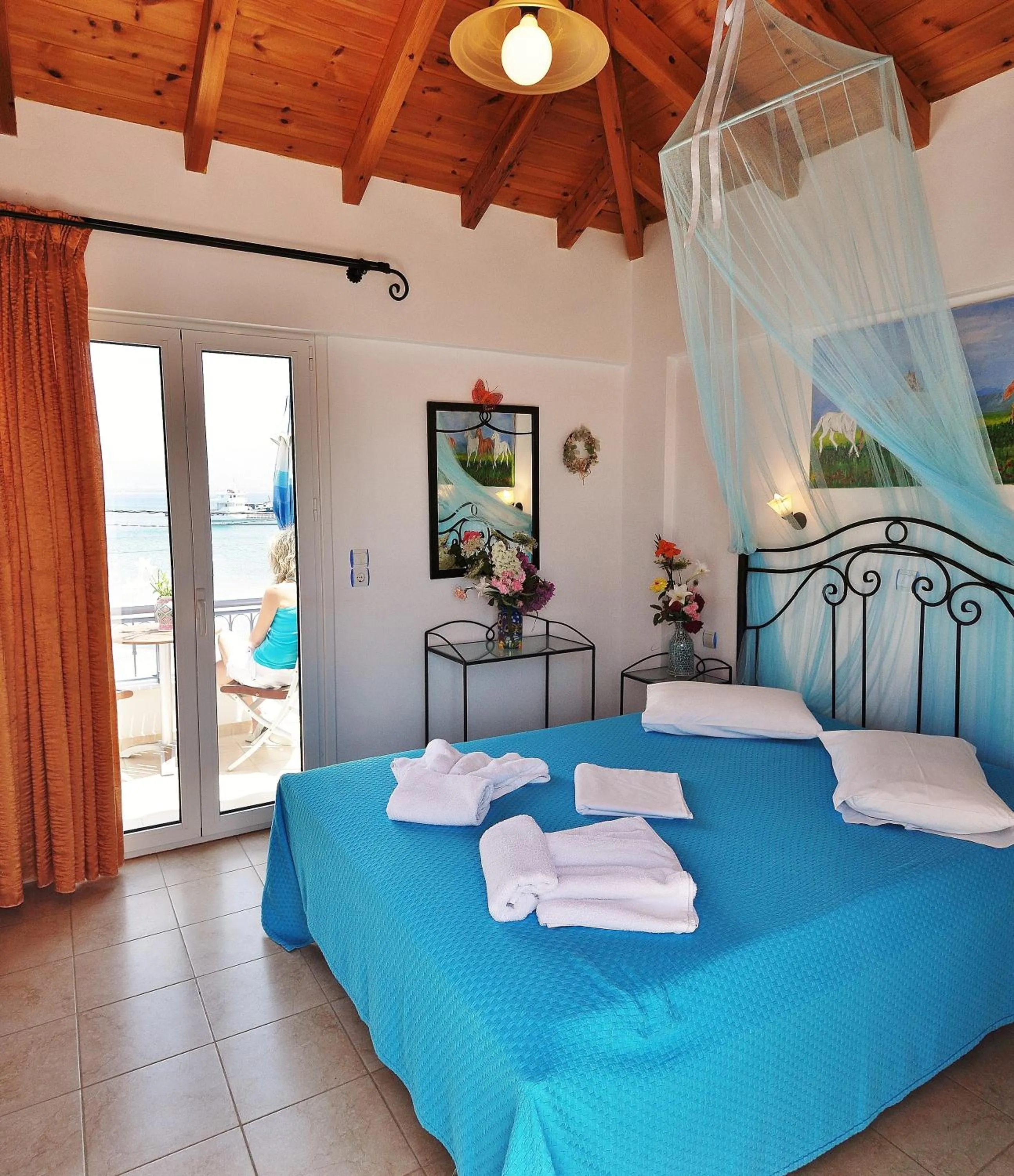 Bedroom, Bed in Estella Studios