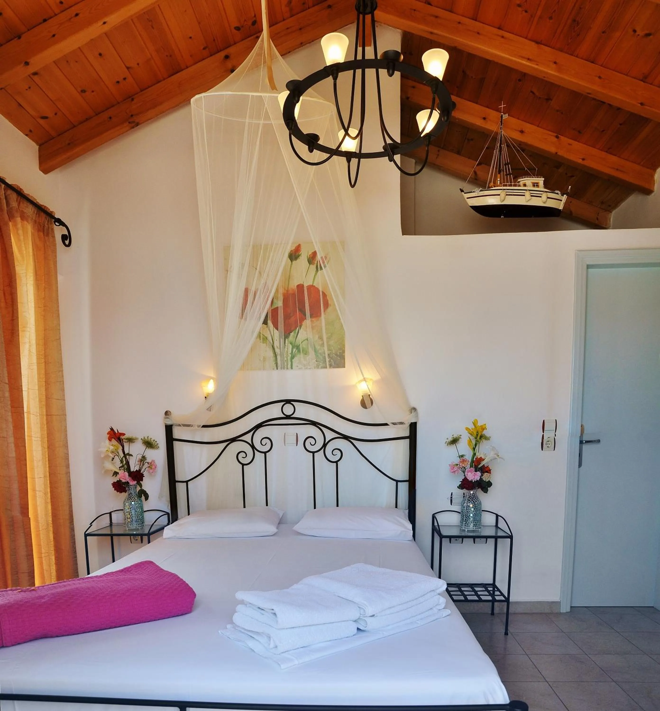 Bedroom, Bed in Estella Studios