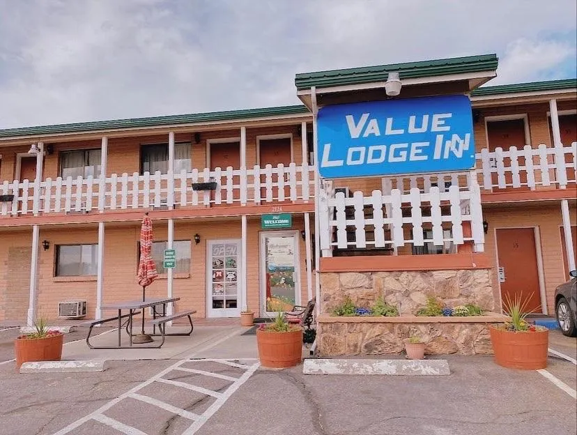 Value Lodge Inn