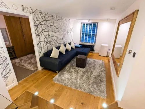 Modern 1 Bedroom Apartment in Kensington