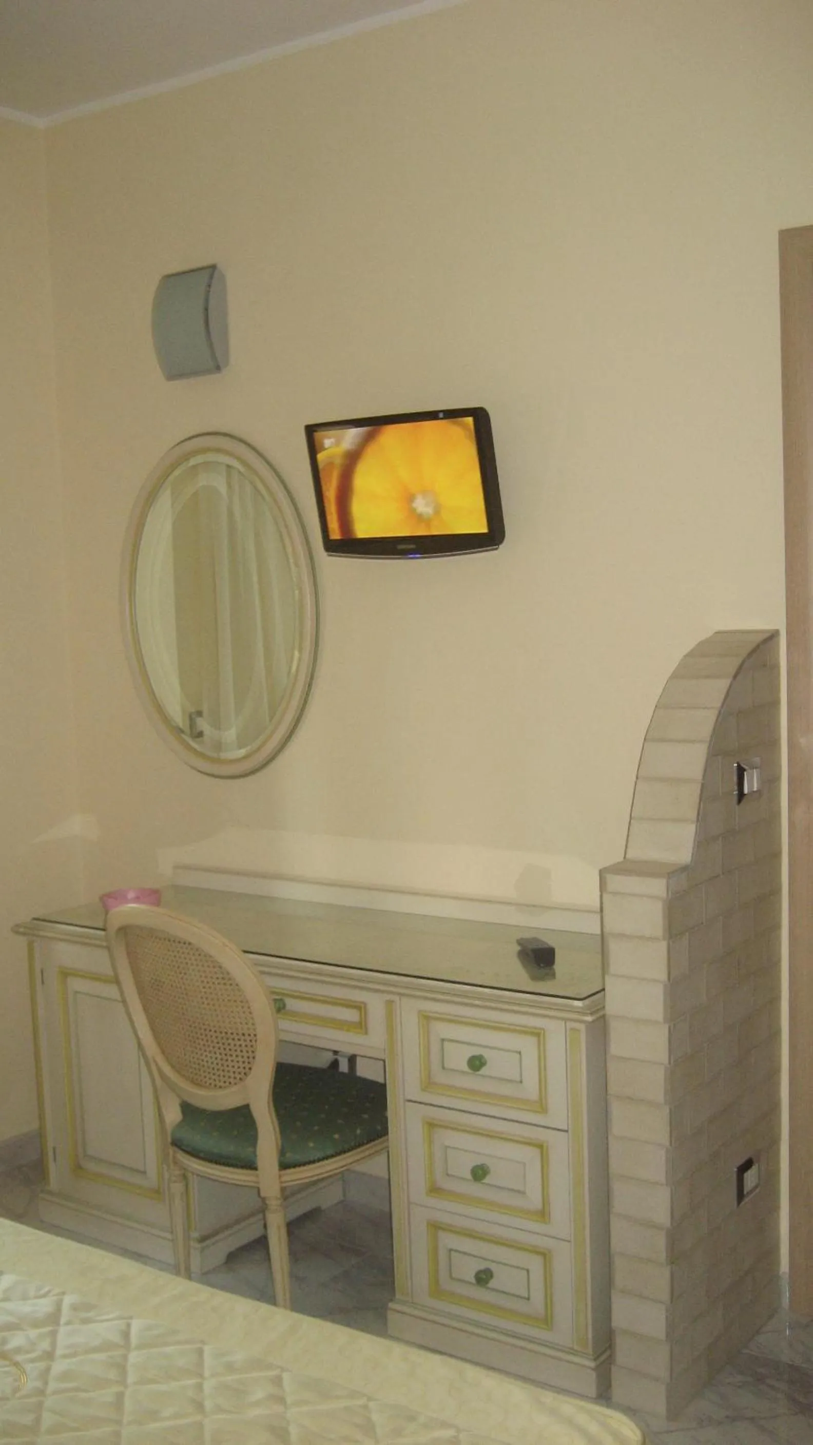 Decorative detail in Hotel Ginevra