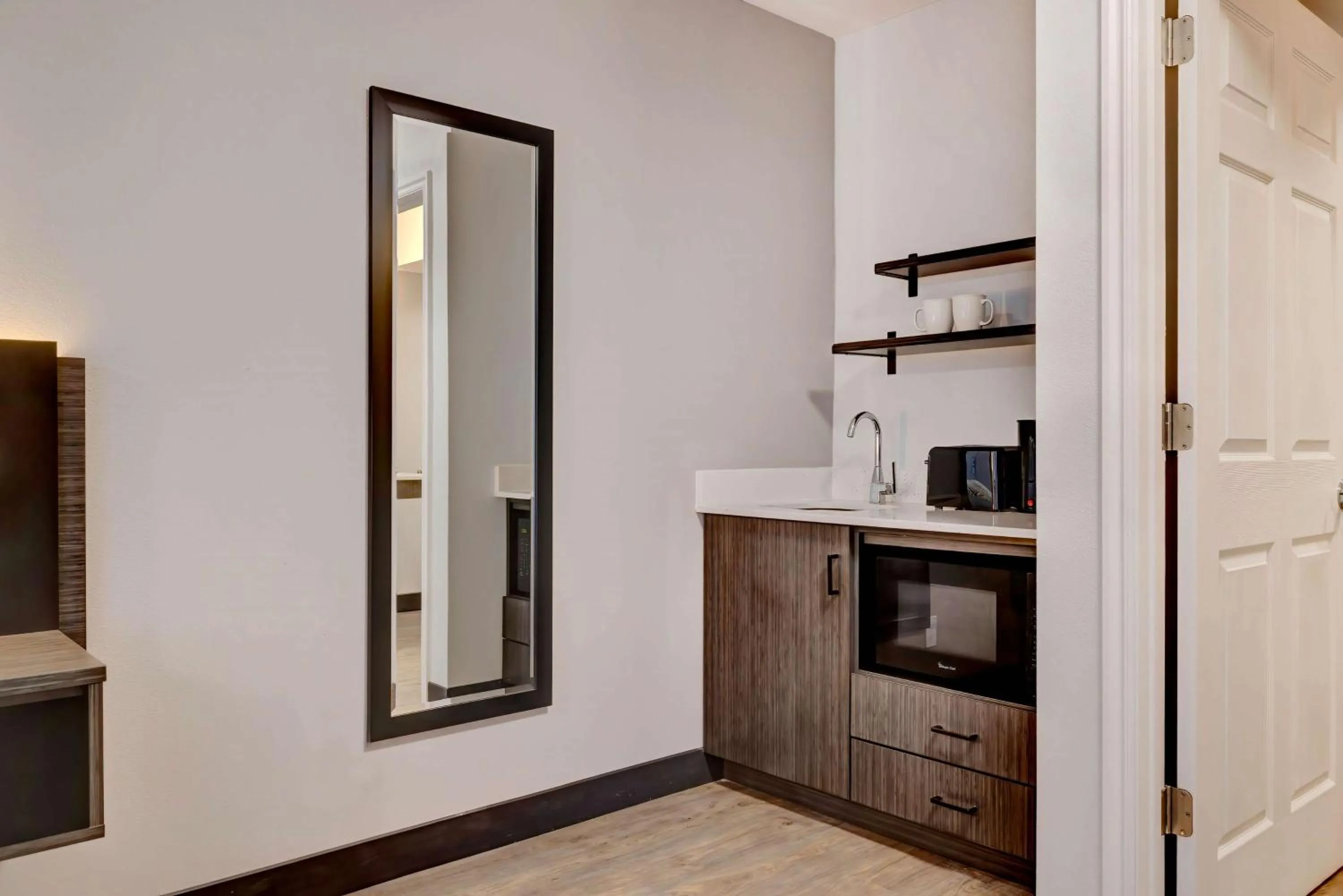 Other in Studio 6 Rock Springs WY Flaming Gorge