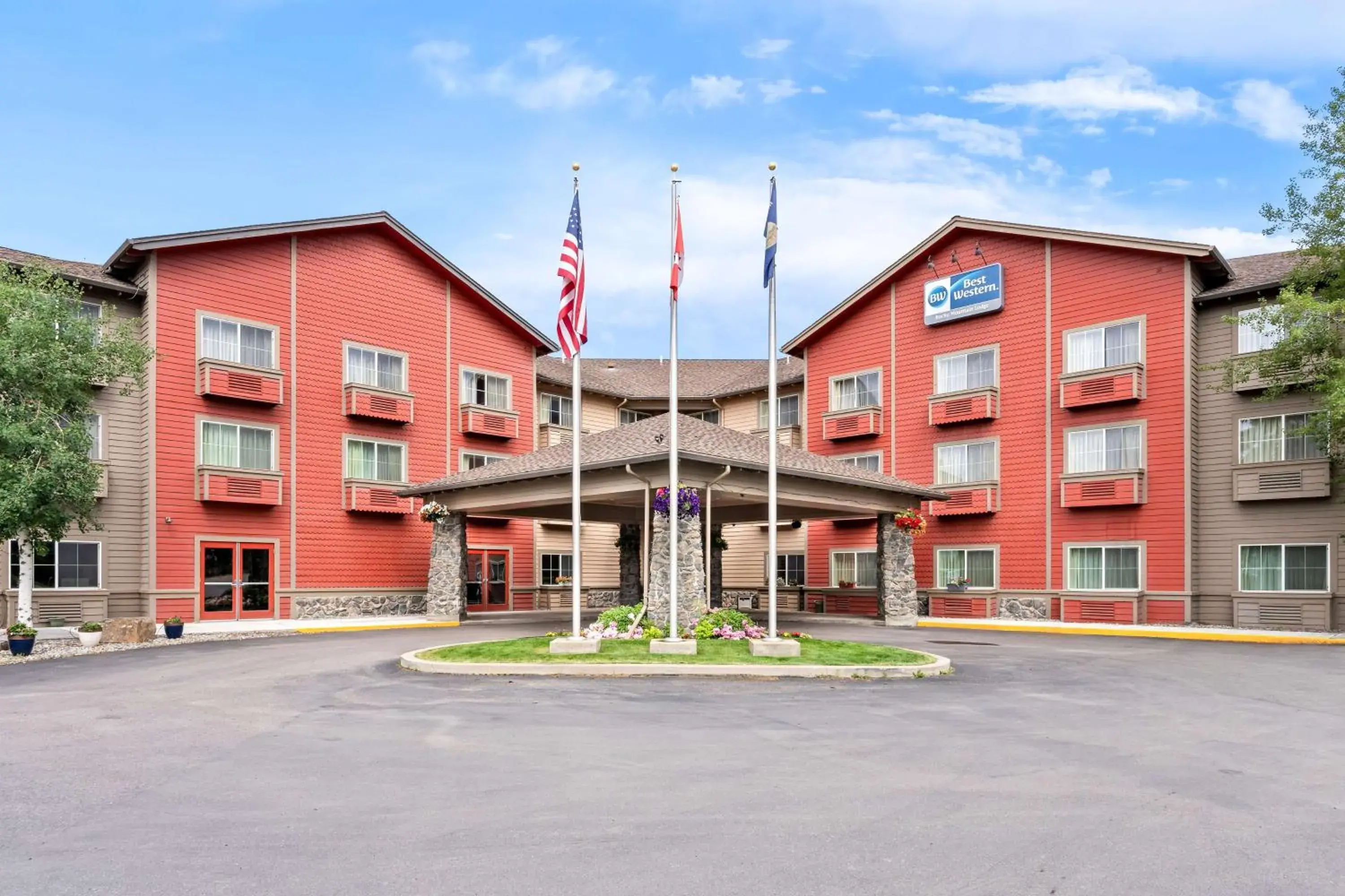 Property building in Best Western Rocky Mountain Lodge Property building in Best Western Rocky Mountain Lodge