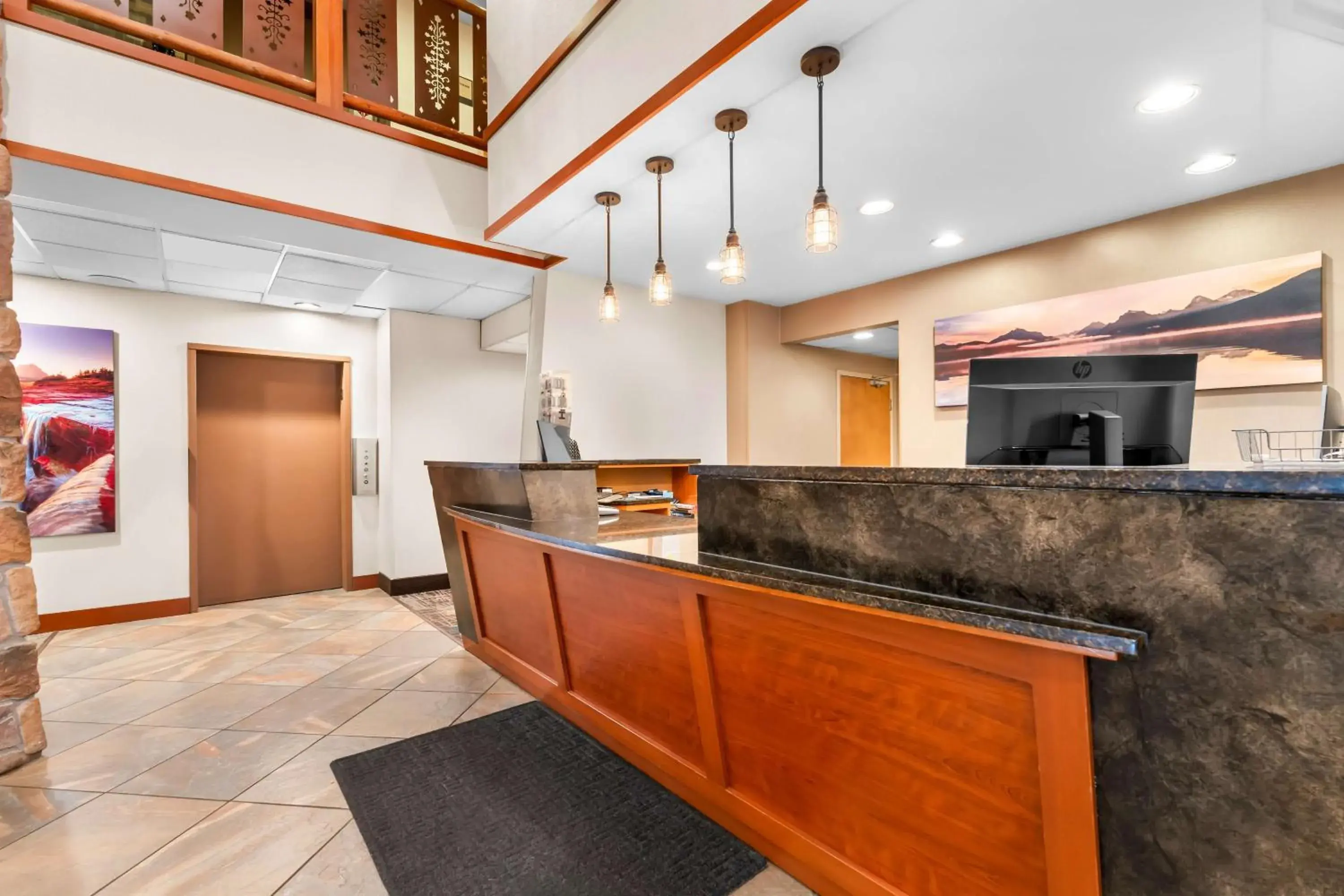 Lobby or reception in Best Western Rocky Mountain Lodge Lobby or reception in Best Western Rocky Mountain Lodge
