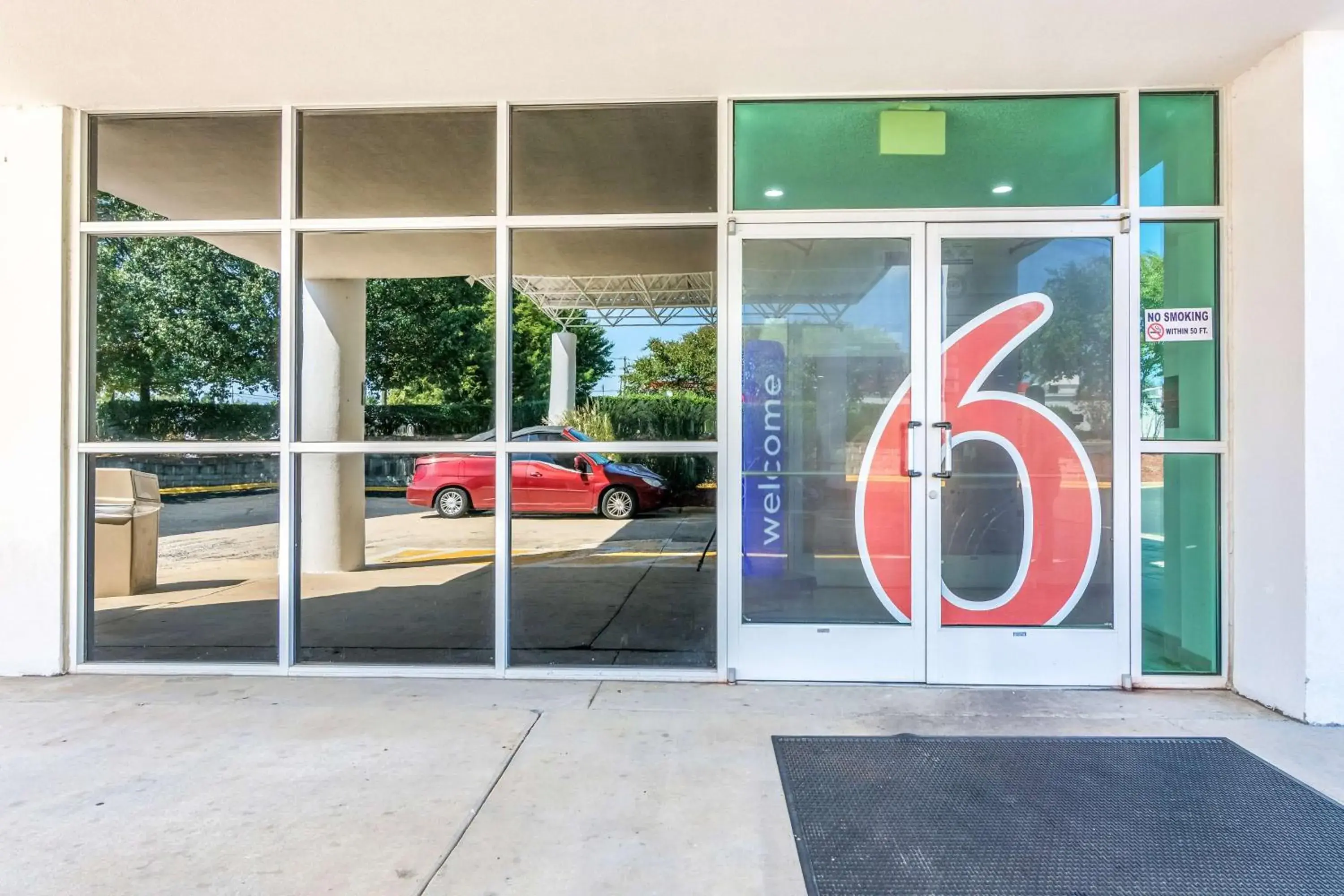 Property building in Motel 6-Fort Mill, SC - Charlotte