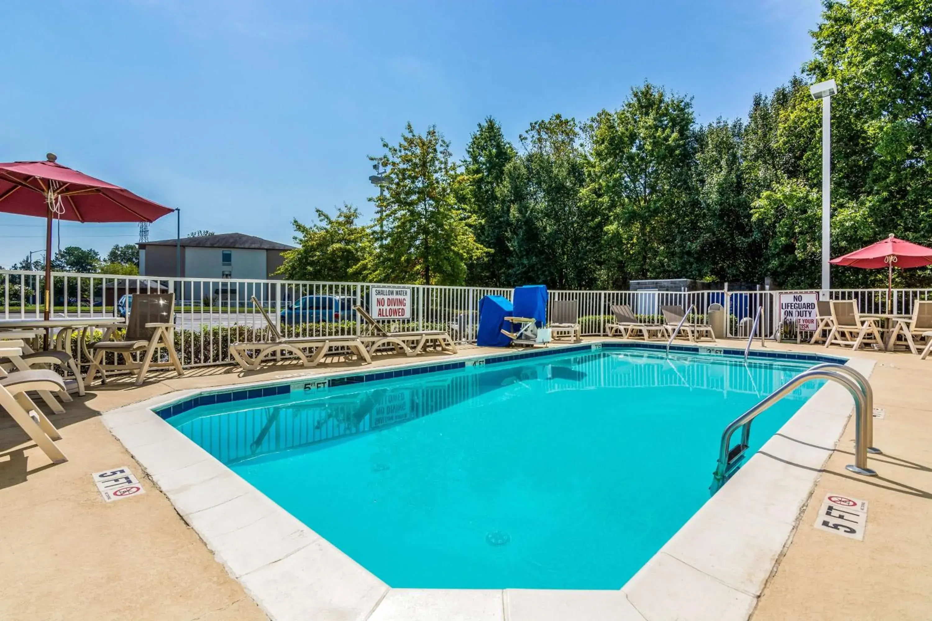 On site, Swimming Pool in Motel 6-Fort Mill, SC - Charlotte