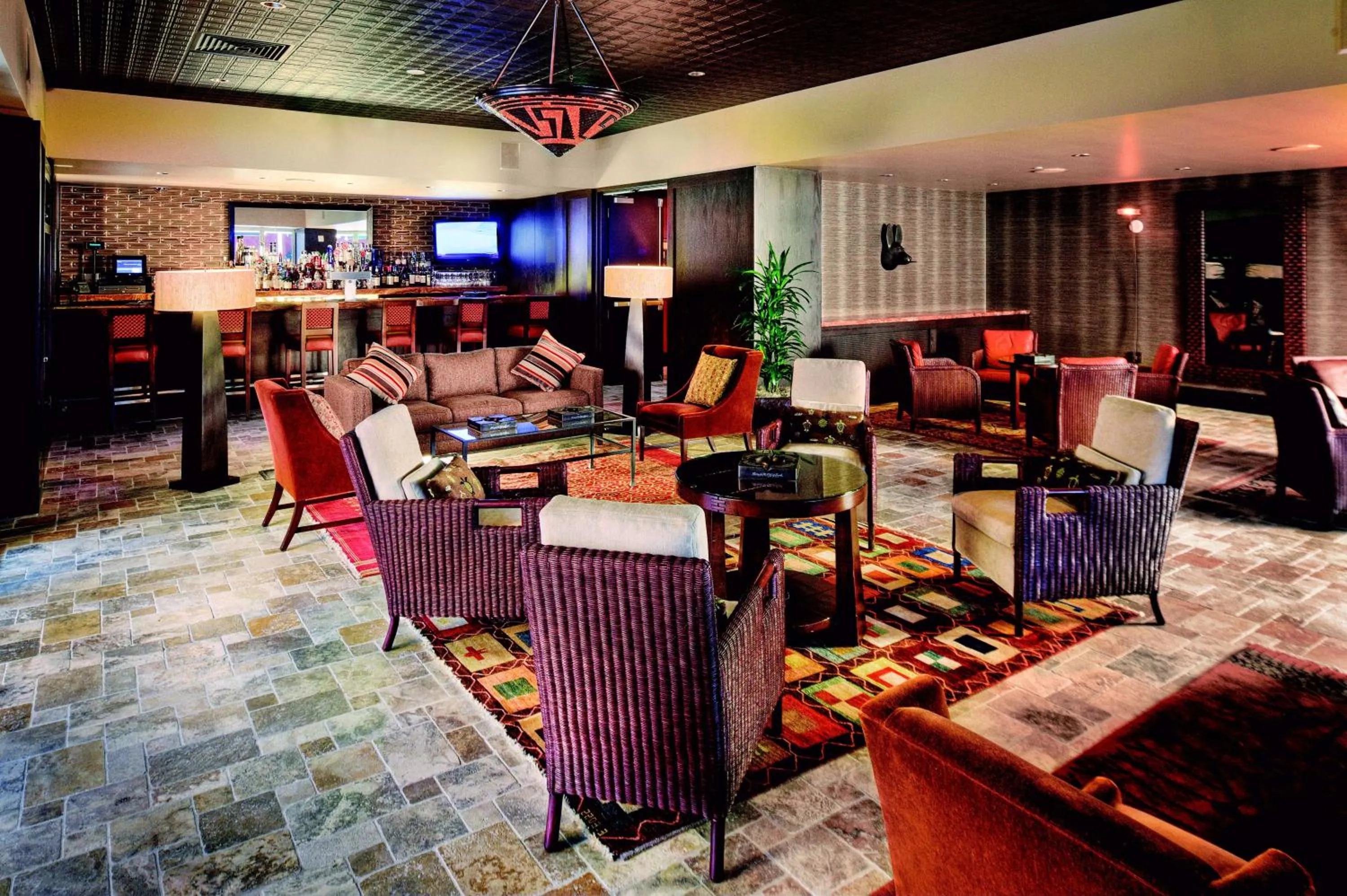 Lounge or bar in Talking Stick Resort