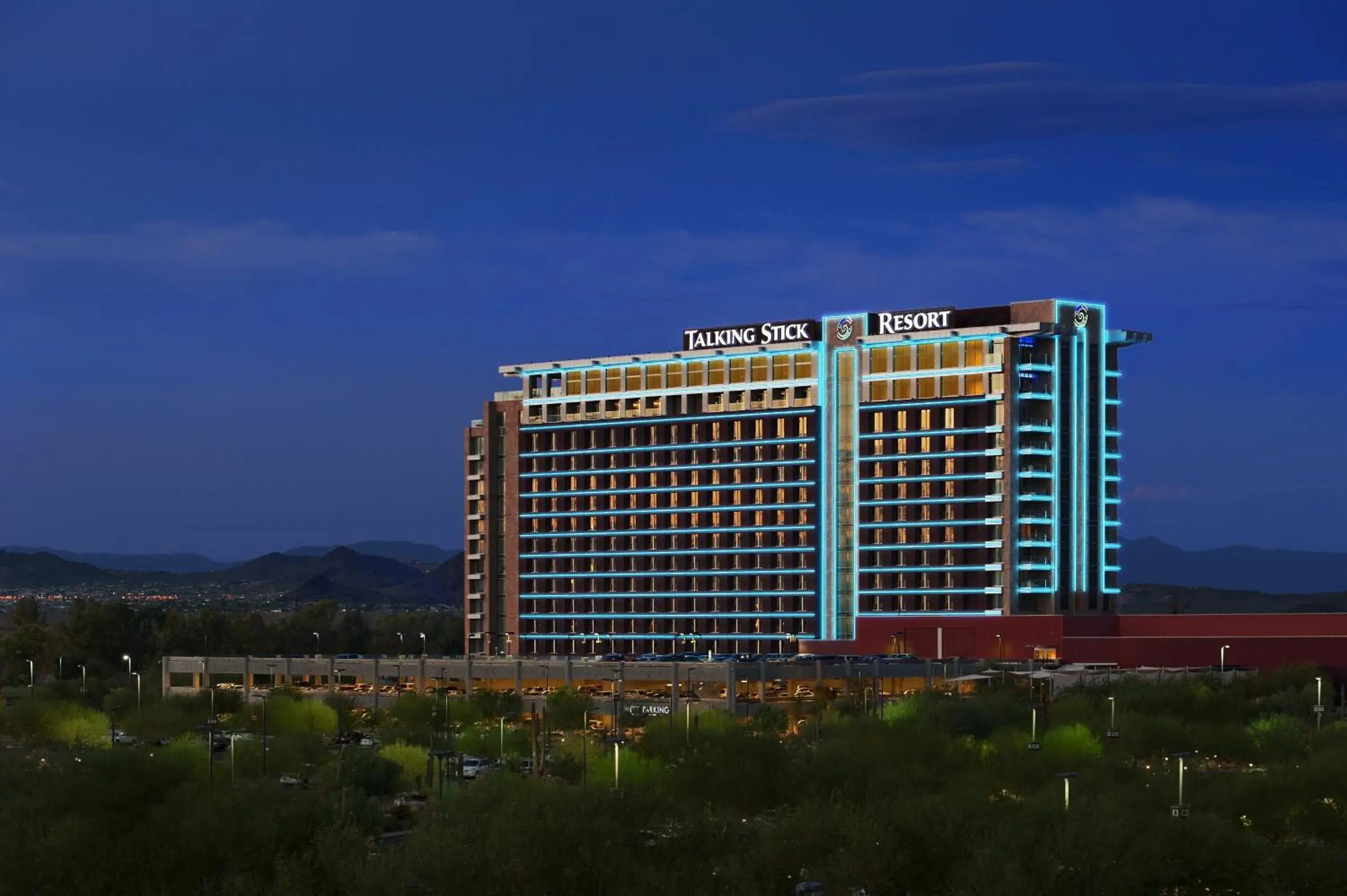 Facade/entrance in Talking Stick Resort Facade/entrance in Talking Stick Resort