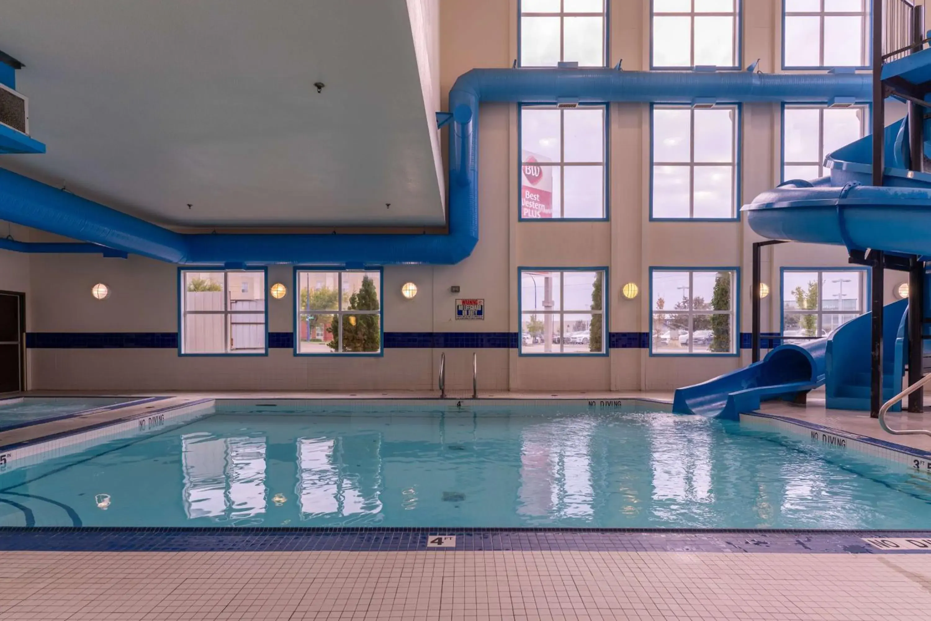 Pool view in Best Western Plus South Edmonton Inn & Suites Pool view in Best Western Plus South Edmonton Inn & Suites