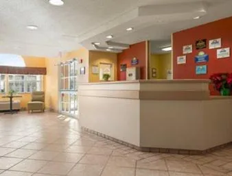 Lobby or reception in Days Inn & Suites by Wyndham Lafayette IN