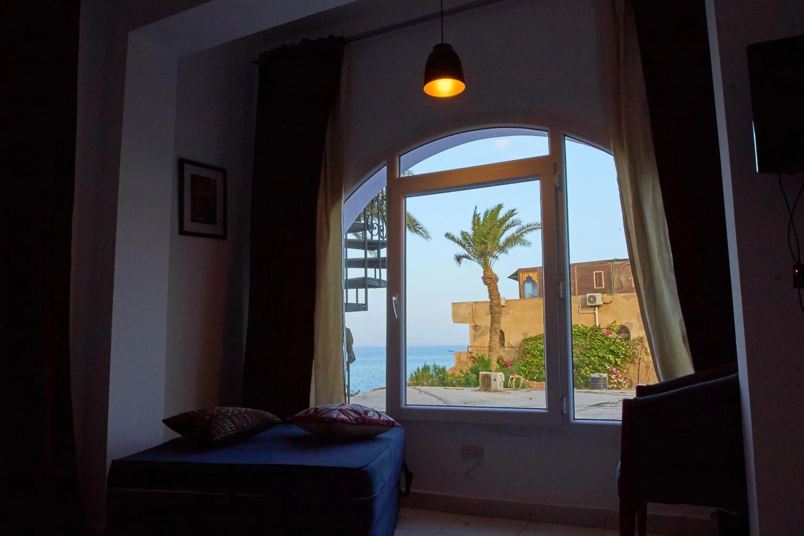 Bed in Solaris